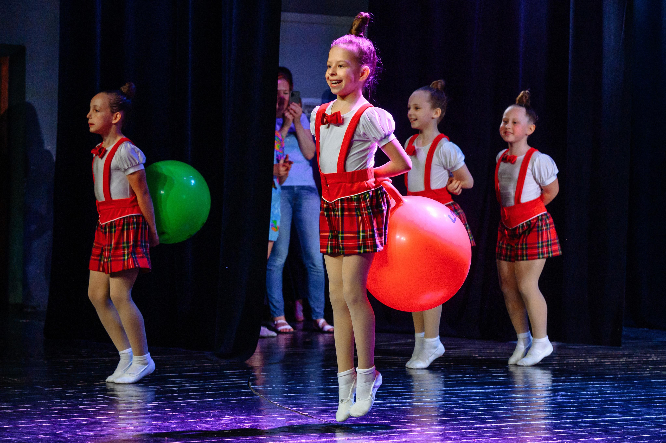 Отчетный концерт школы танцев «Хамелеон». Репортажный и свадебный фотограф в Курске Борис Захарчук