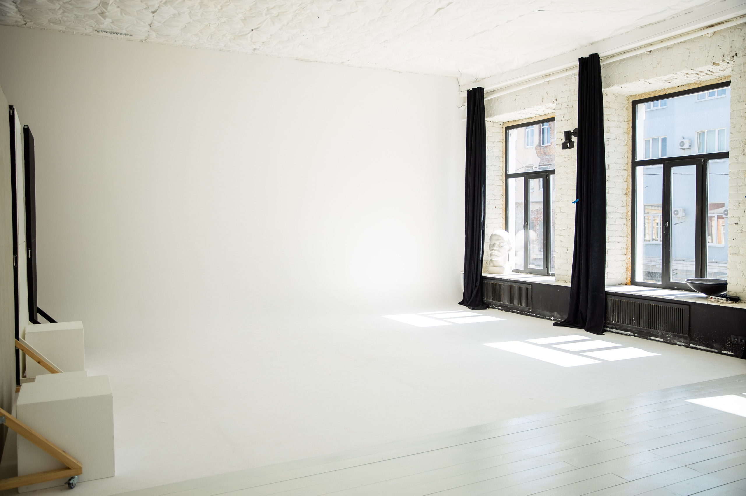 Гримерка. Аренда залов Фотосъемка Рекламная Фотосъемка Съемка для сайтов