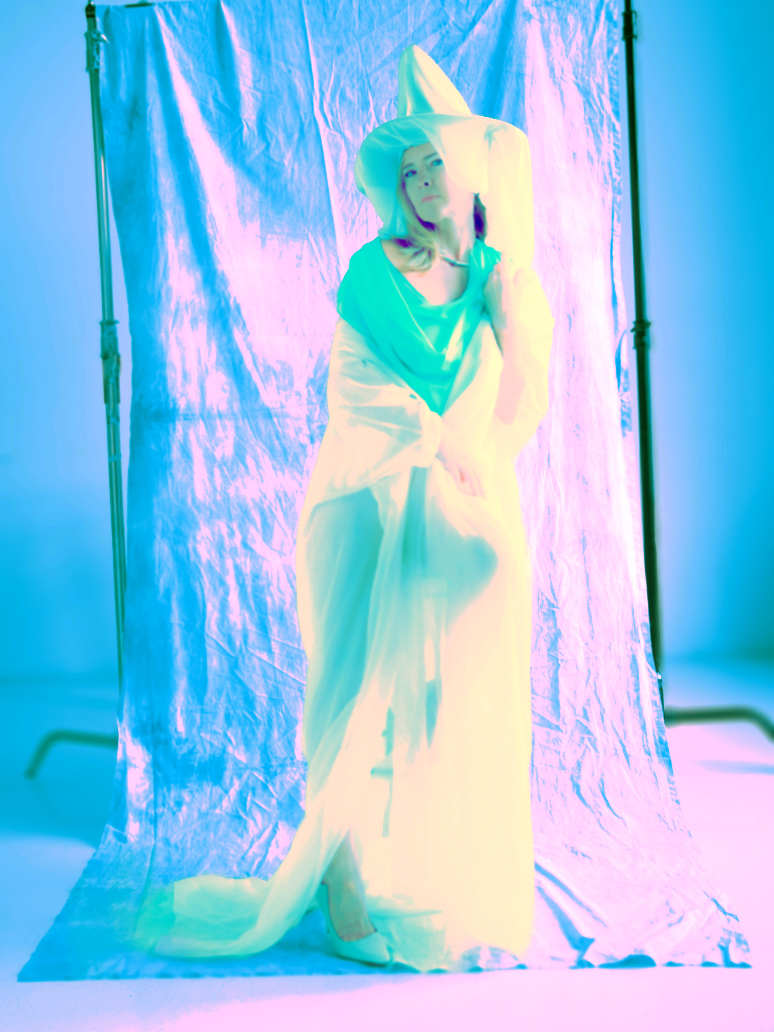 A shoot based on a painting by Pablo Picasso. Visual artist, photographer Liana Darenskaya, Moscow