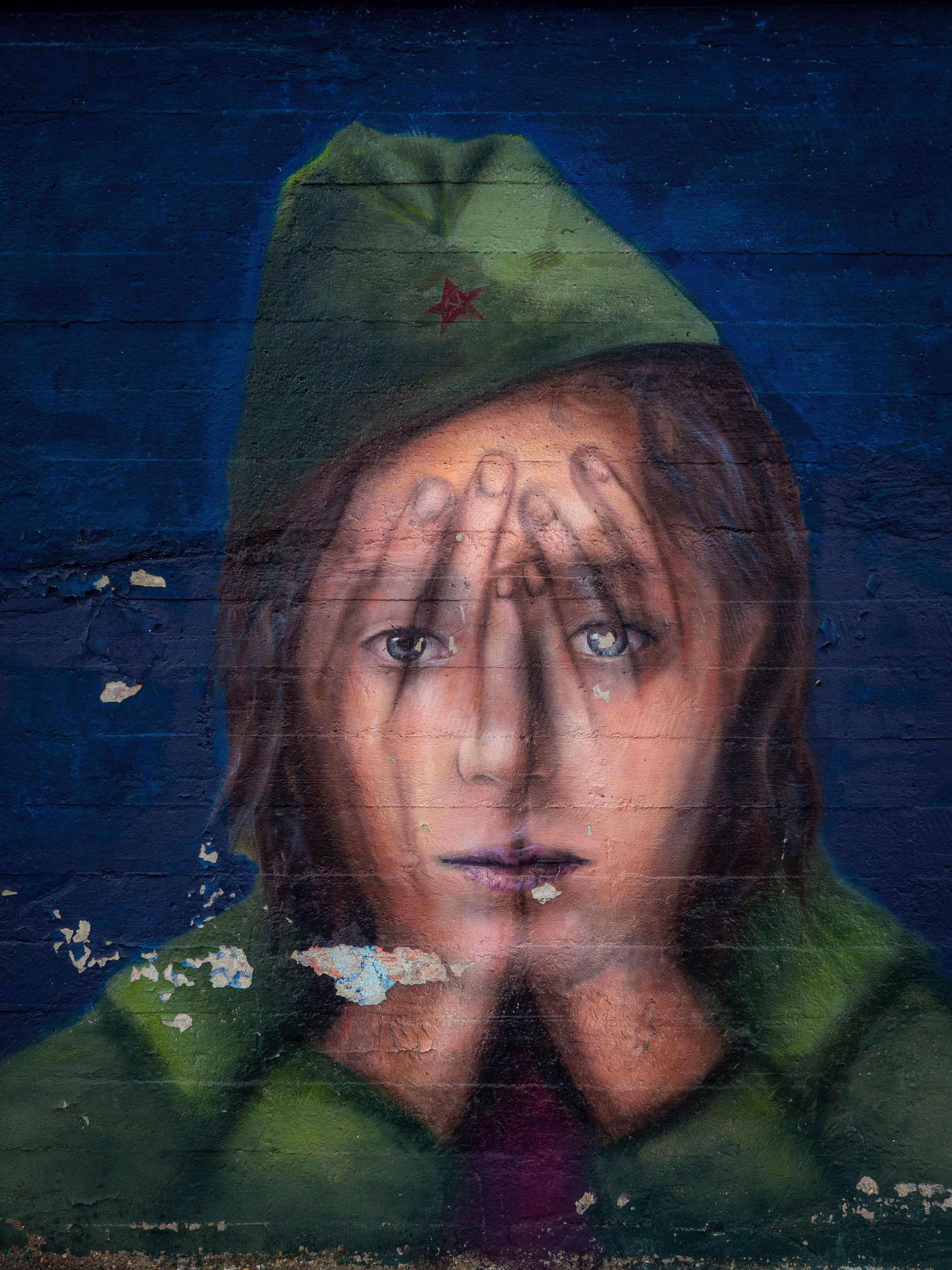 «Вера. Надежда. Любовь»: Один из лучших стрит-артов Тюмени