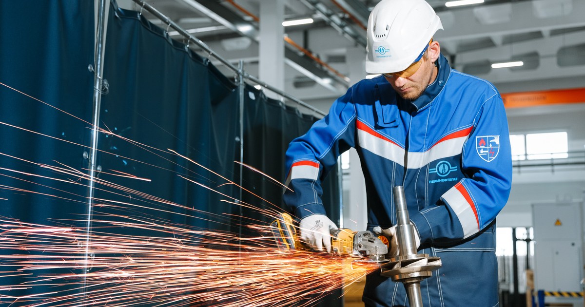Промышленный фотограф в Перми Сергей Петровых