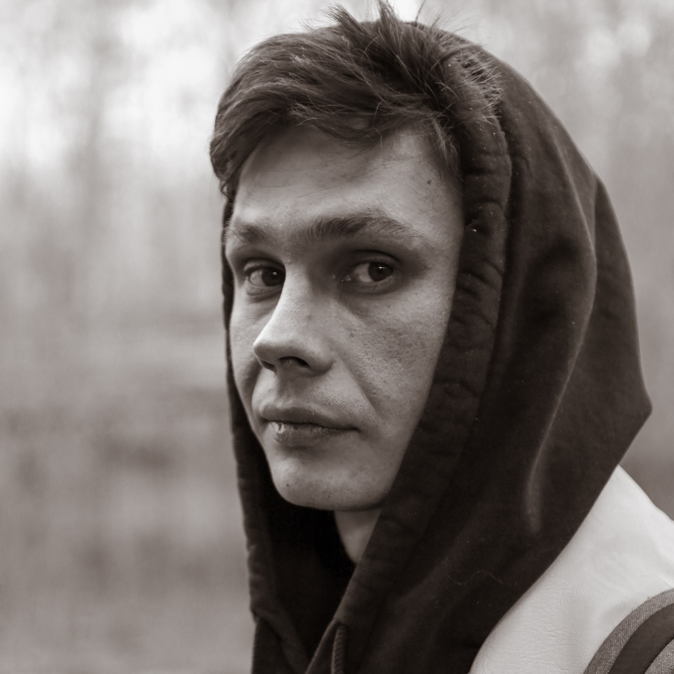Портретный и коммерческий фотограф Даниил Шентелев