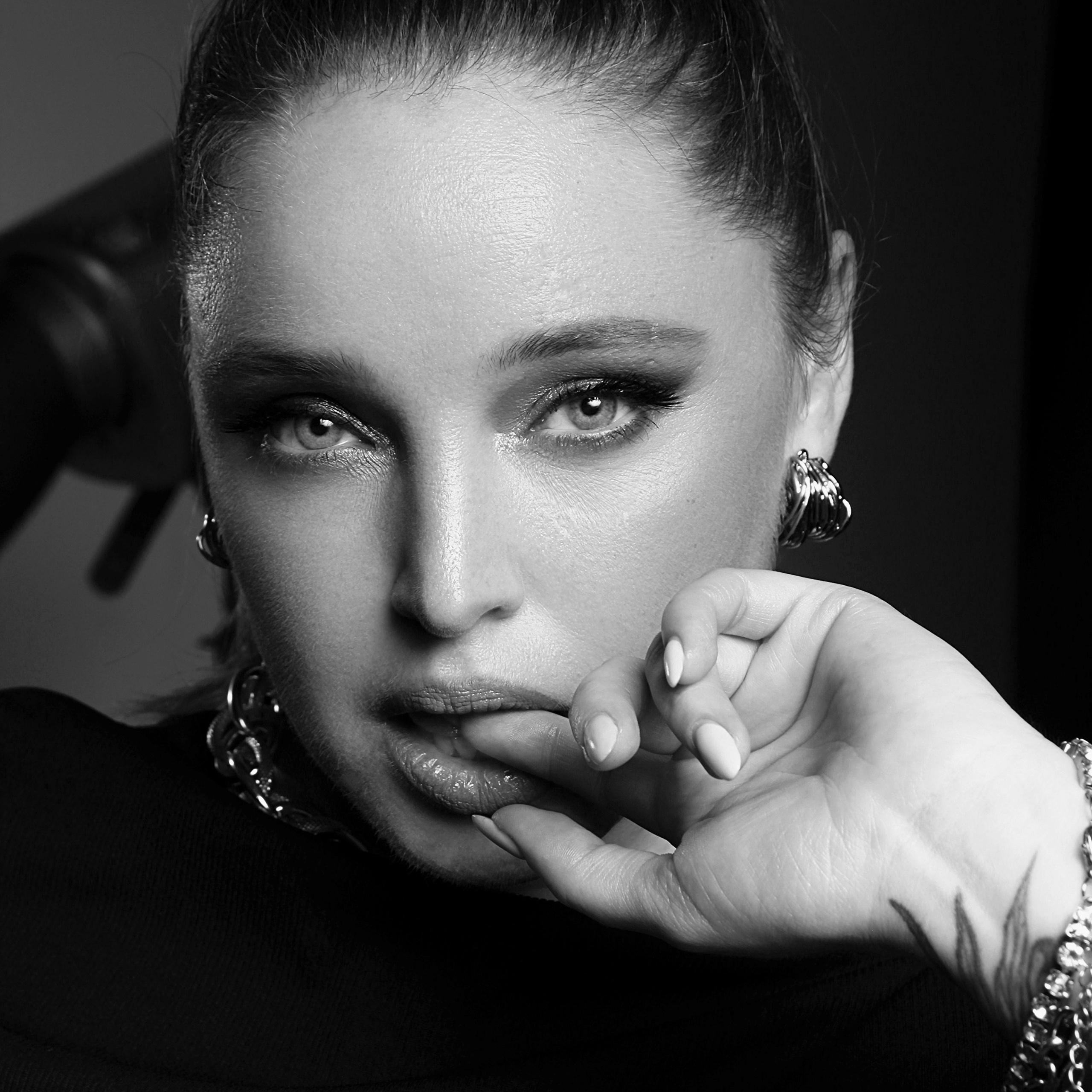 Контакты. Женский, мужской портрет, lookbook Краснодар