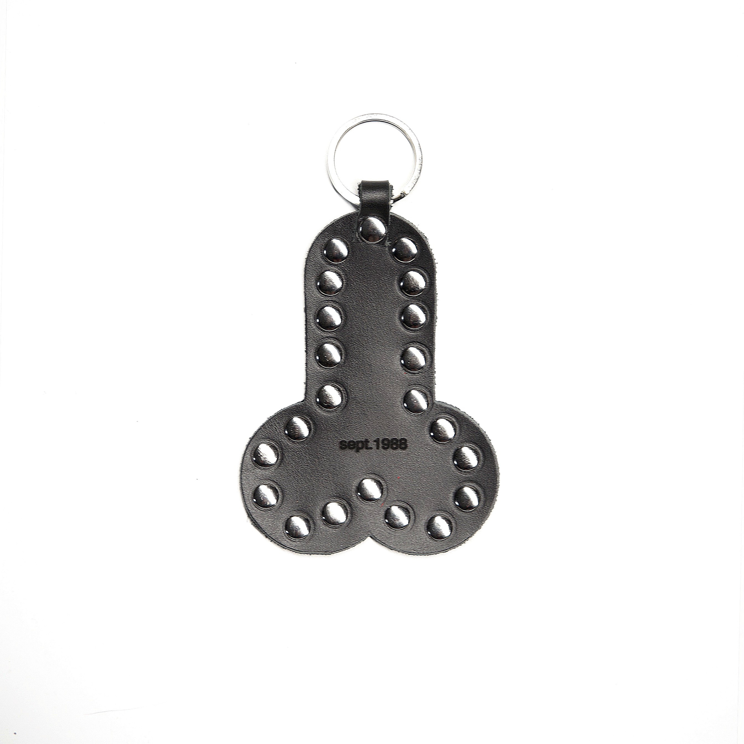 SEPT 1988 / о большой любви к чёрному / дизайнерская одежда и аксессуары ручной работы исключительно чёрного цвета. Елена Тазутдинова — Фотограф. Дизайнер одежды. Визуальный артист. Екатеринбург