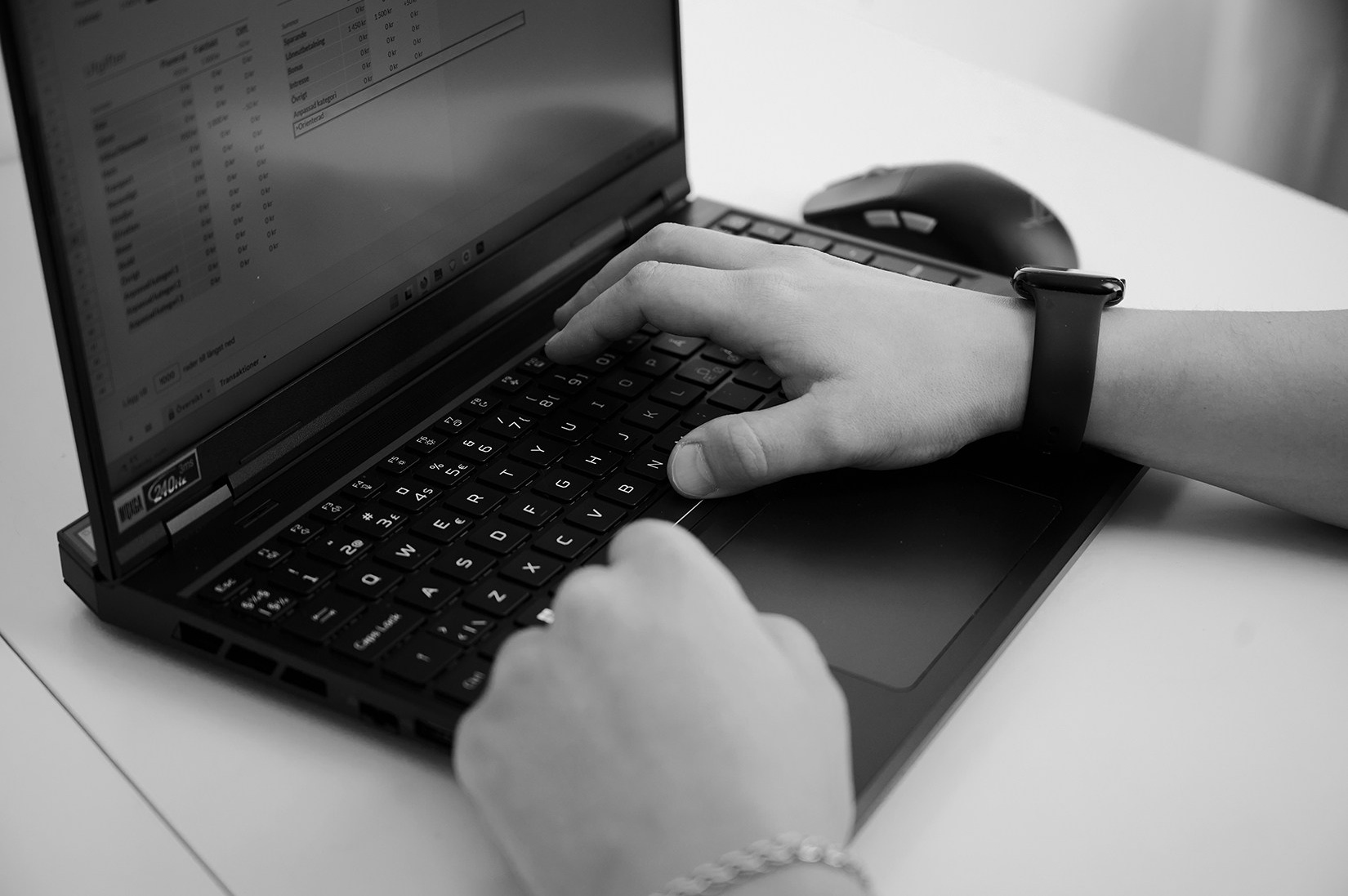 Marknadsundersökning som sparar pengar och tid. Arinstein Consulting digital byrå i Stockholm