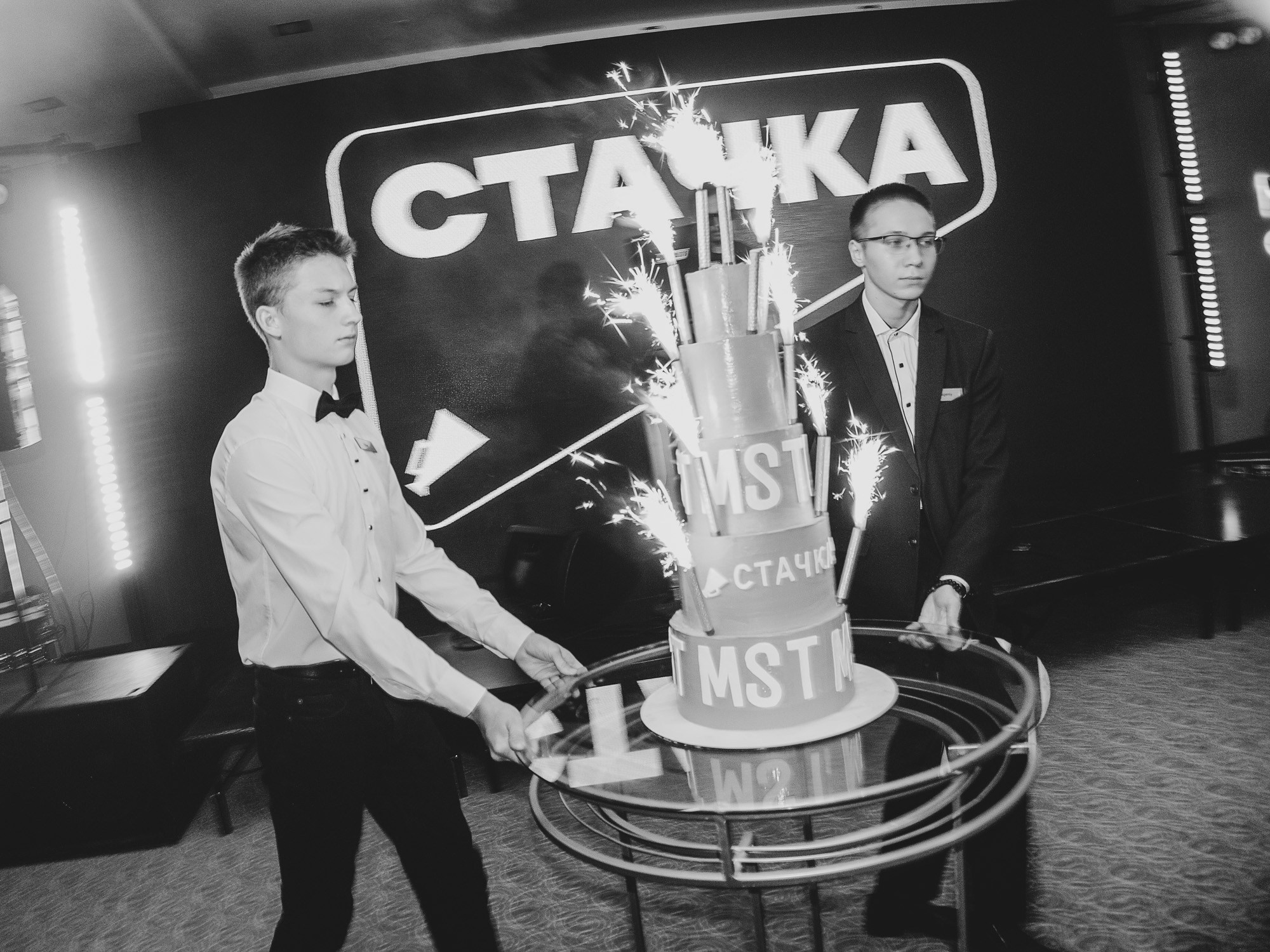 Фотограф на юбилей — какие ошибки допускают юбиляры. Плёночный фотограф, заказать фото на плёнку в Москве — Георгий Романов