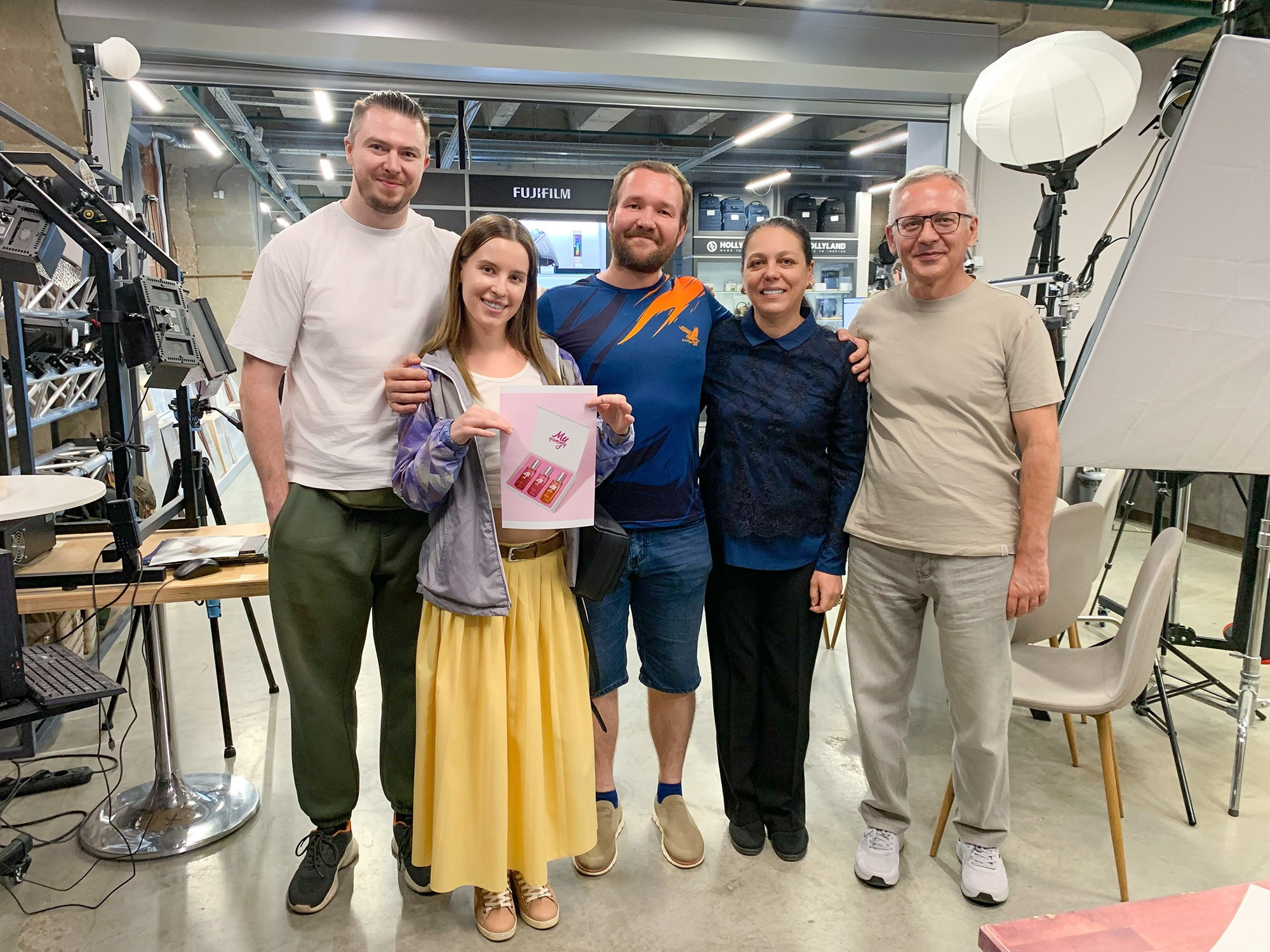 Информация про предметного фотографа Дмитрия Дрогунова