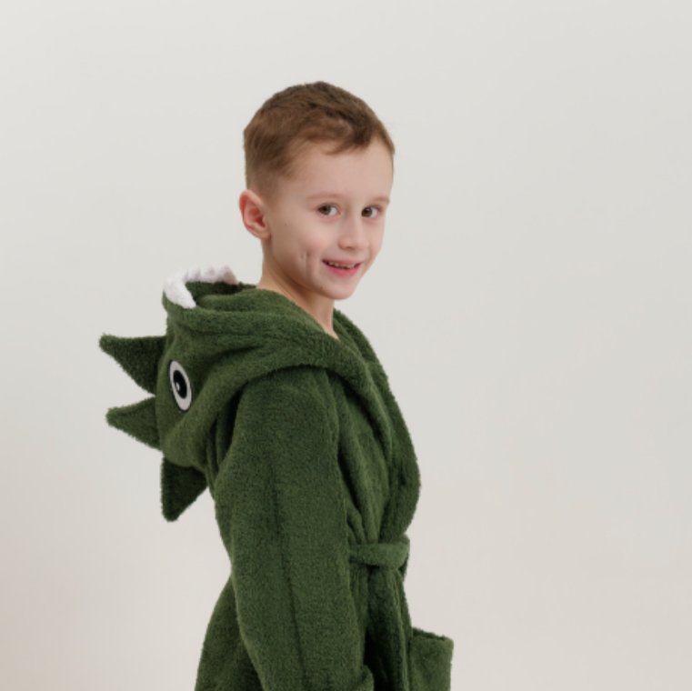 Модели дети для предметной съемки аксессуаров в Казани.