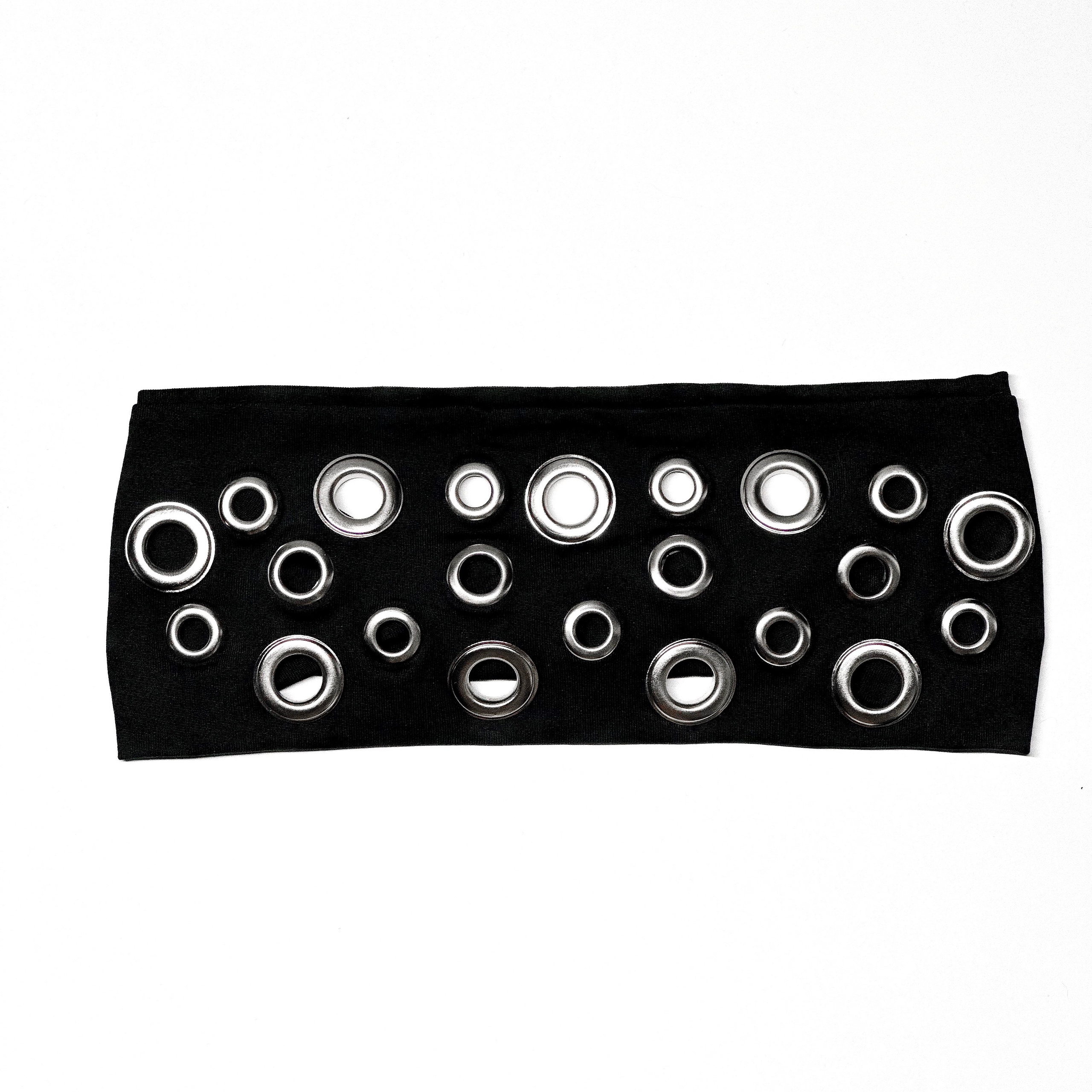 SEPT 1988 / о большой любви к чёрному / дизайнерская одежда и аксессуары ручной работы исключительно чёрного цвета. Елена Тазутдинова — Фотограф. Дизайнер одежды. Визуальный артист. Екатеринбург