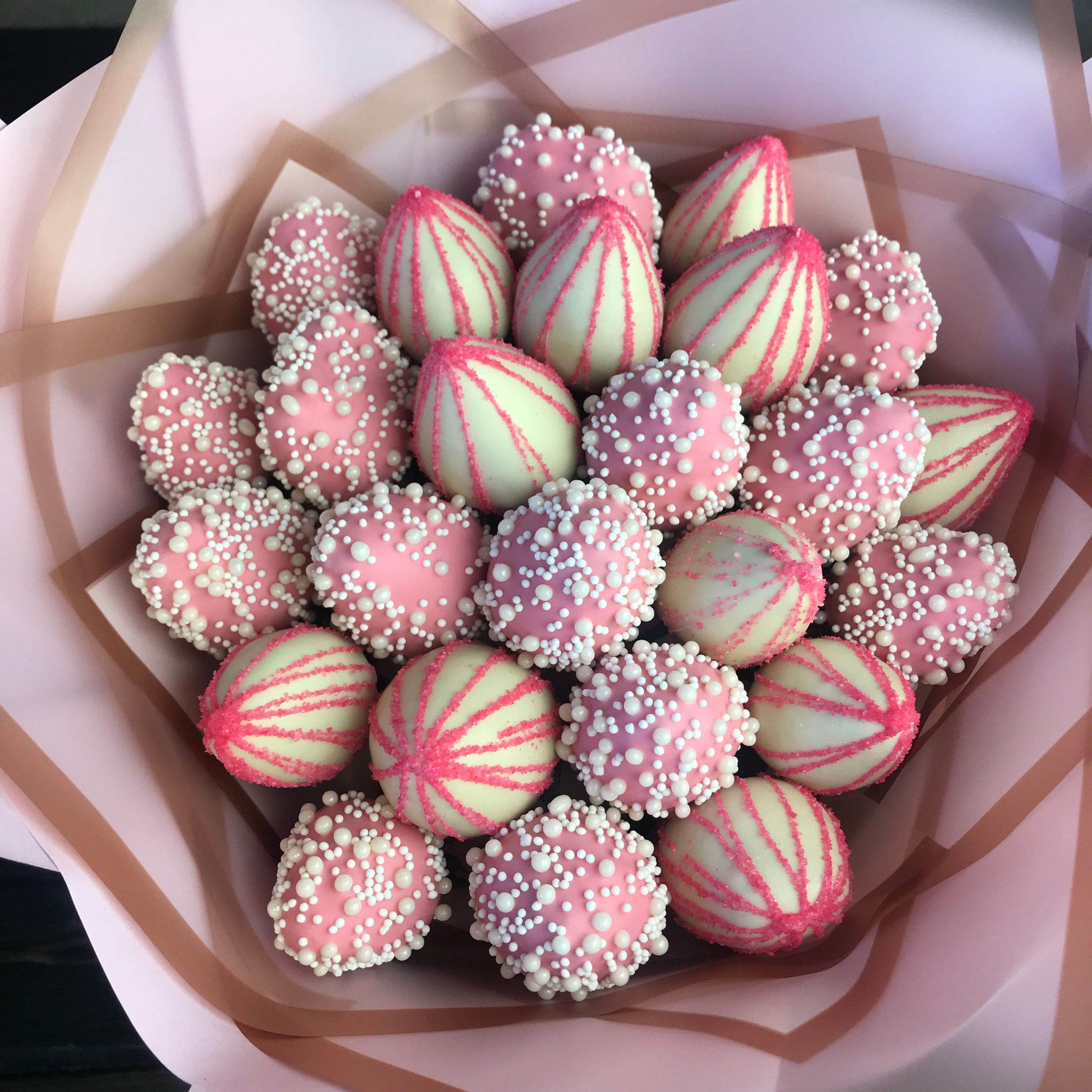 Букеты из клубники Сургут. Клубника в шоколаде в Сургуте