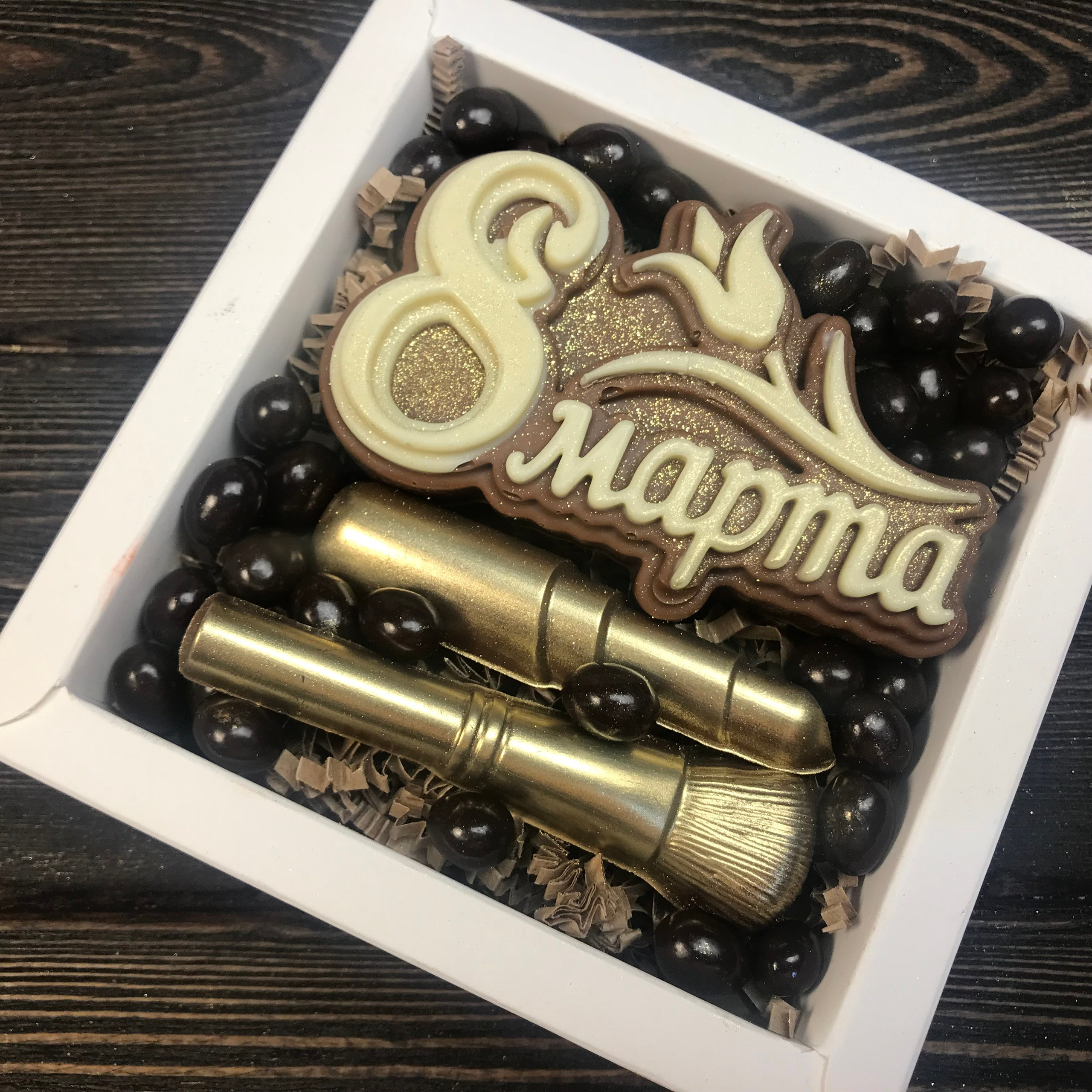 Фантазийный шоколад Сургут. Клубника в шоколаде в Сургуте