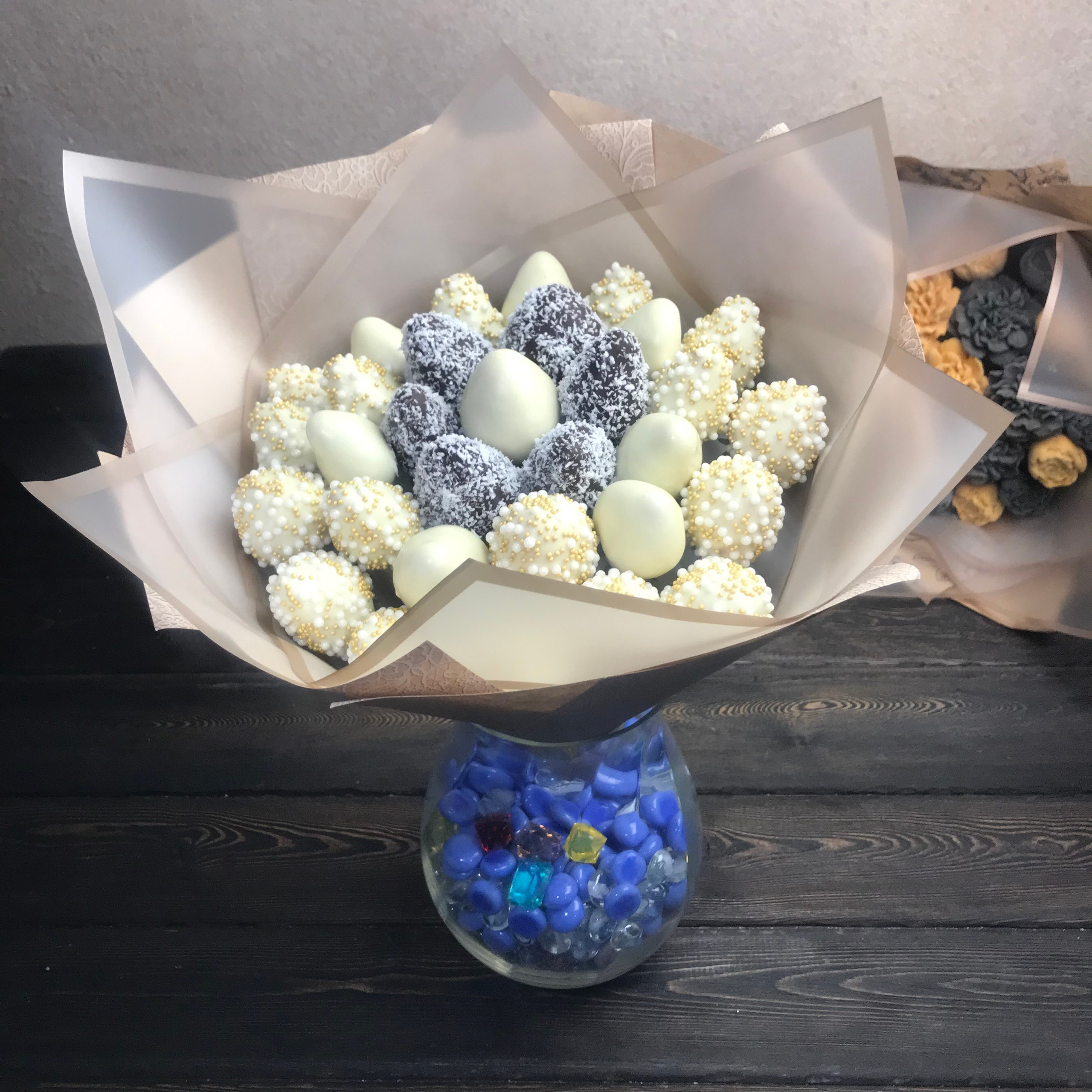 Букеты из клубники Сургут. Клубника в шоколаде в Сургуте