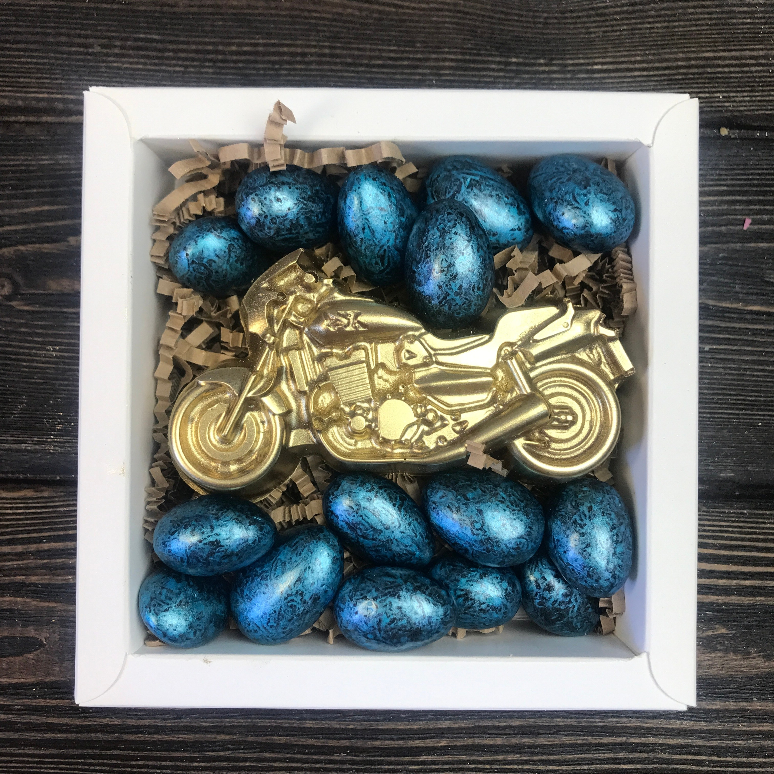 Фантазийный шоколад Сургут. Клубника в шоколаде в Сургуте