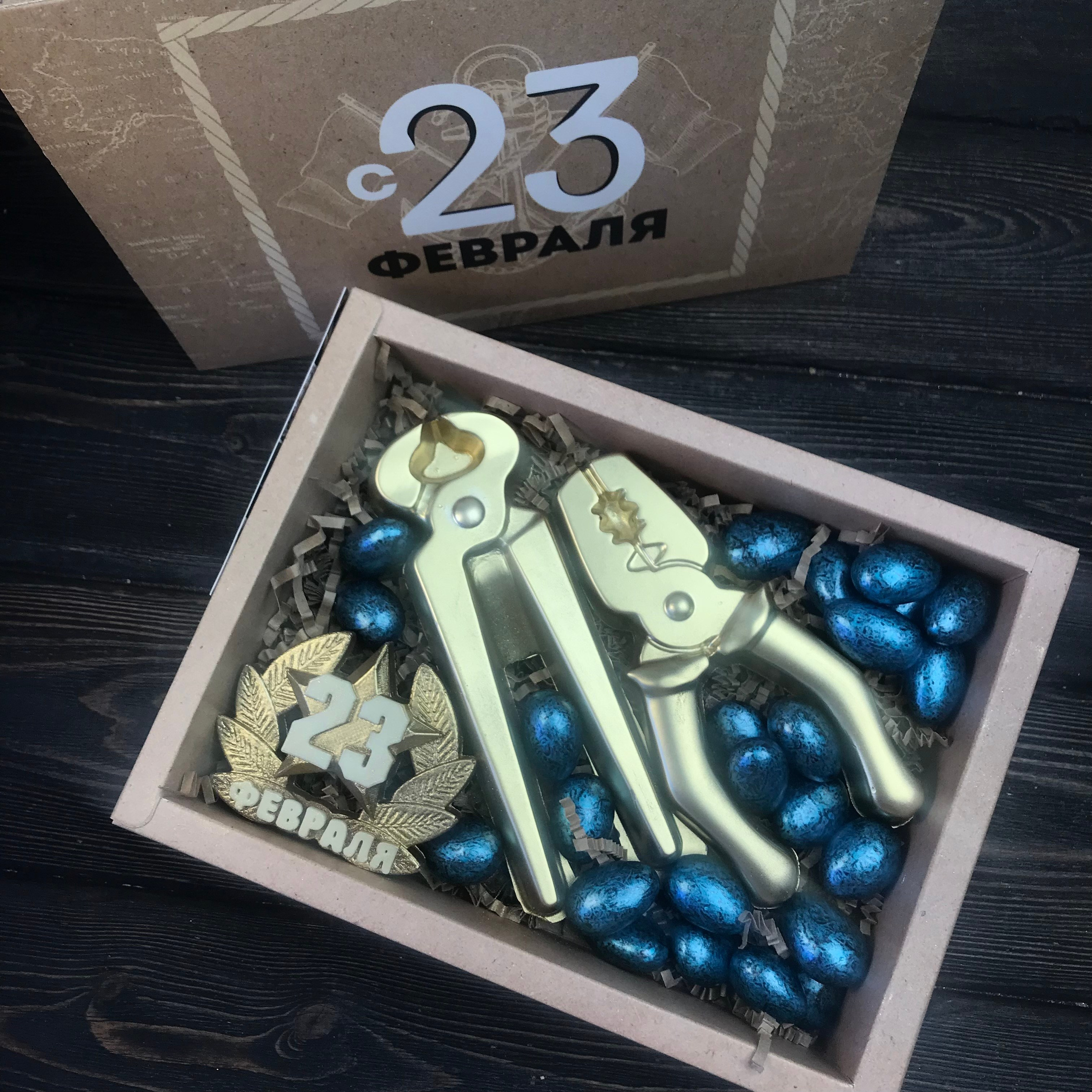 Фантазийный шоколад Сургут. Клубника в шоколаде в Сургуте