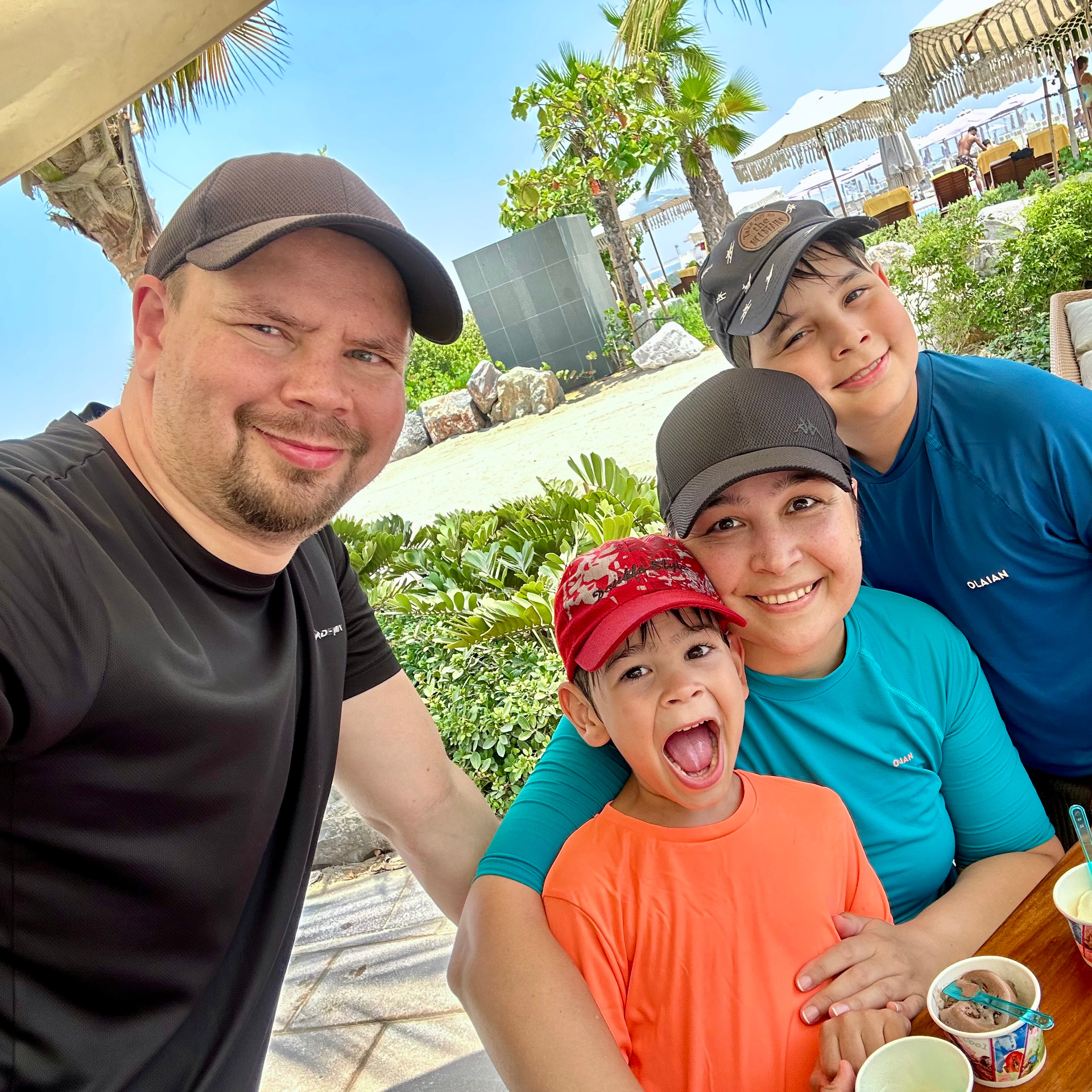 Контакты. Семейный детский фотограф Зульфия Сабирова Москва