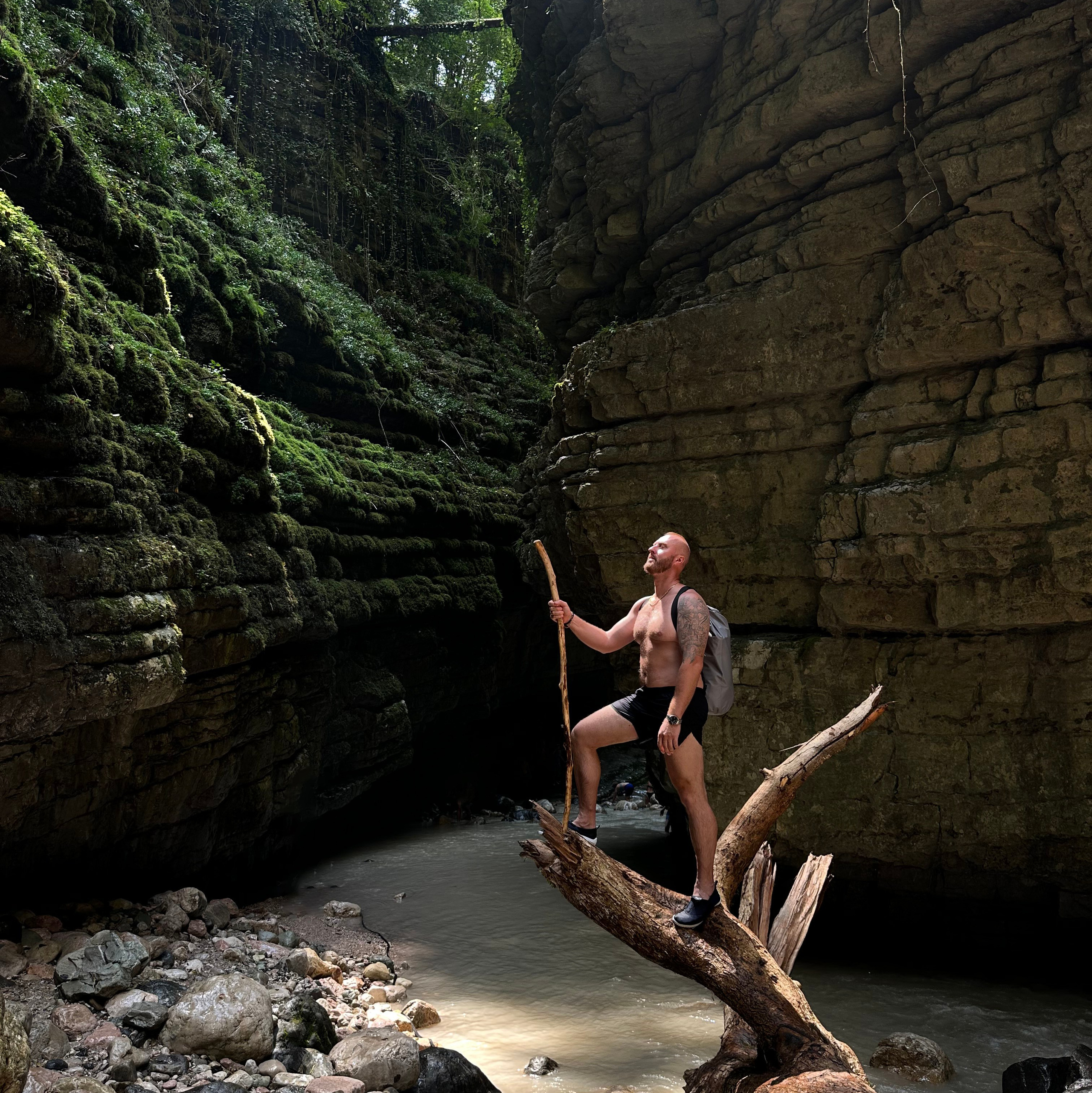 Авторский Блог-тур «Магия летней Абхазии». Авторские Фототуры и Фотосессии Крыму. Фотограф Дарья Исаенко
