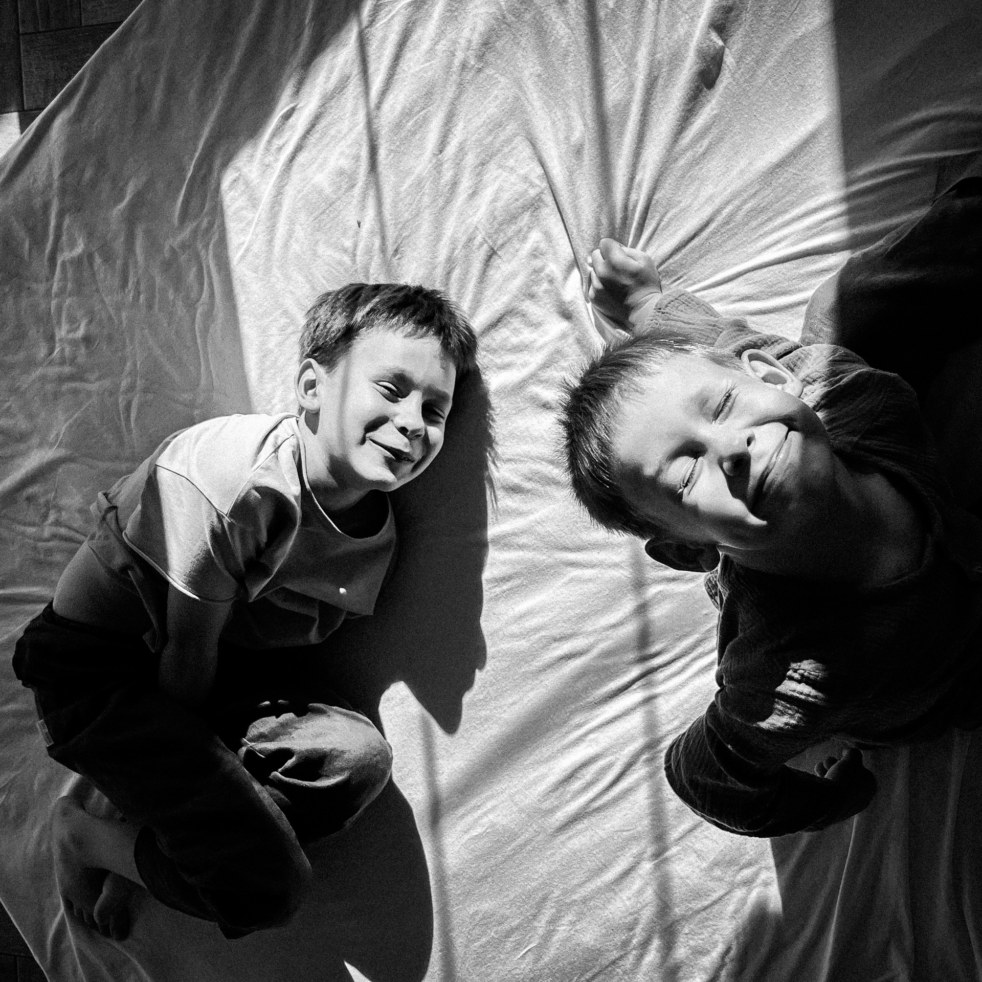 Контакты. Фотограф Анастасия Дмитриева