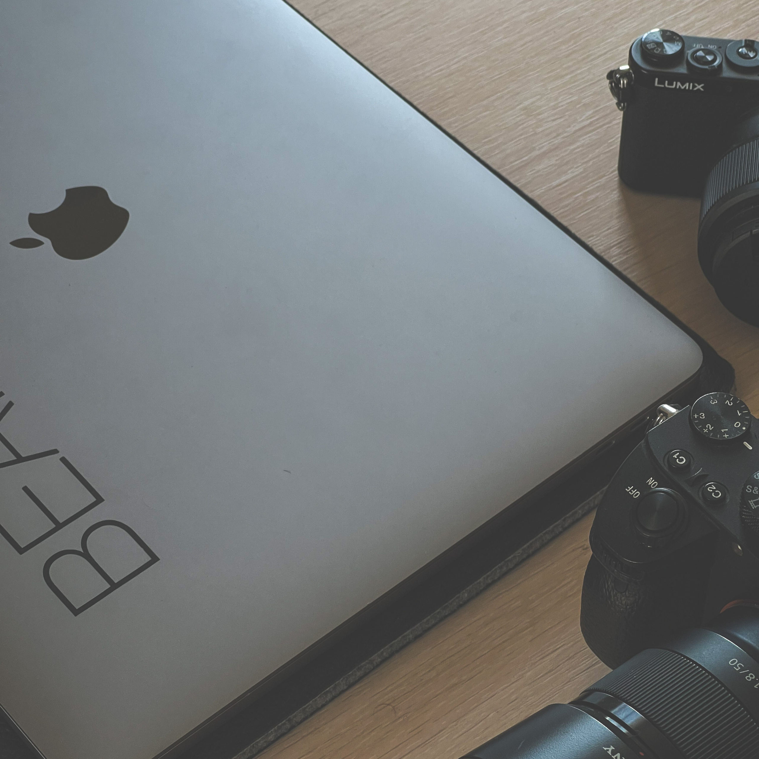 Контакты. Beardy Pix