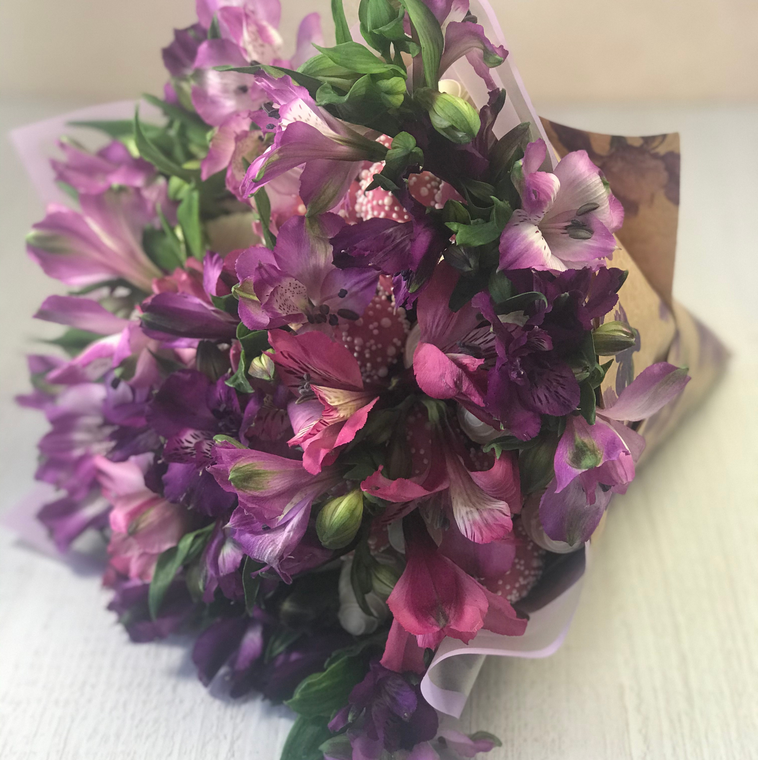 Букеты из клубники в шоколаде сургут