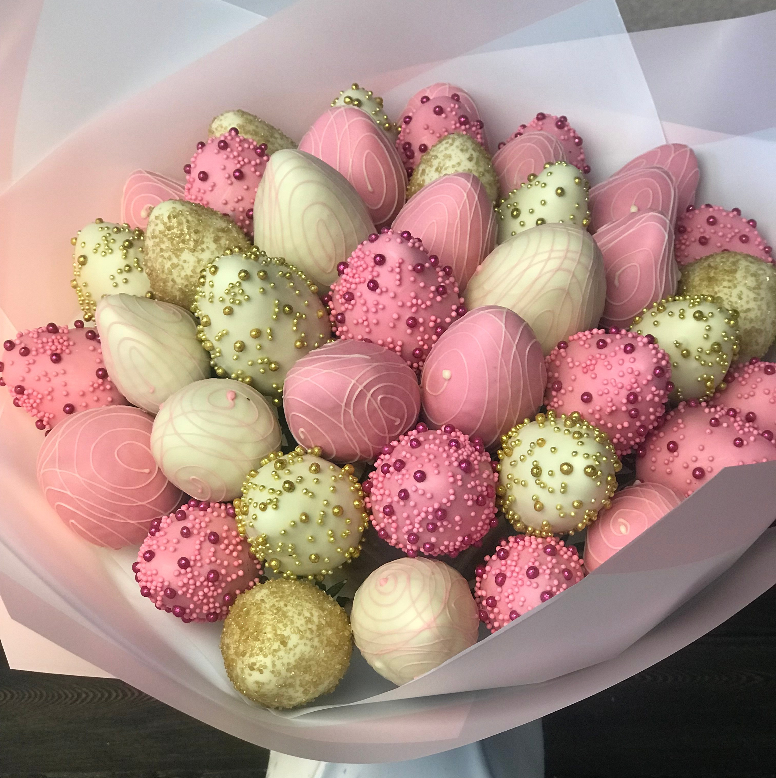 Букеты из клубники Сургут. Клубника в шоколаде в Сургуте