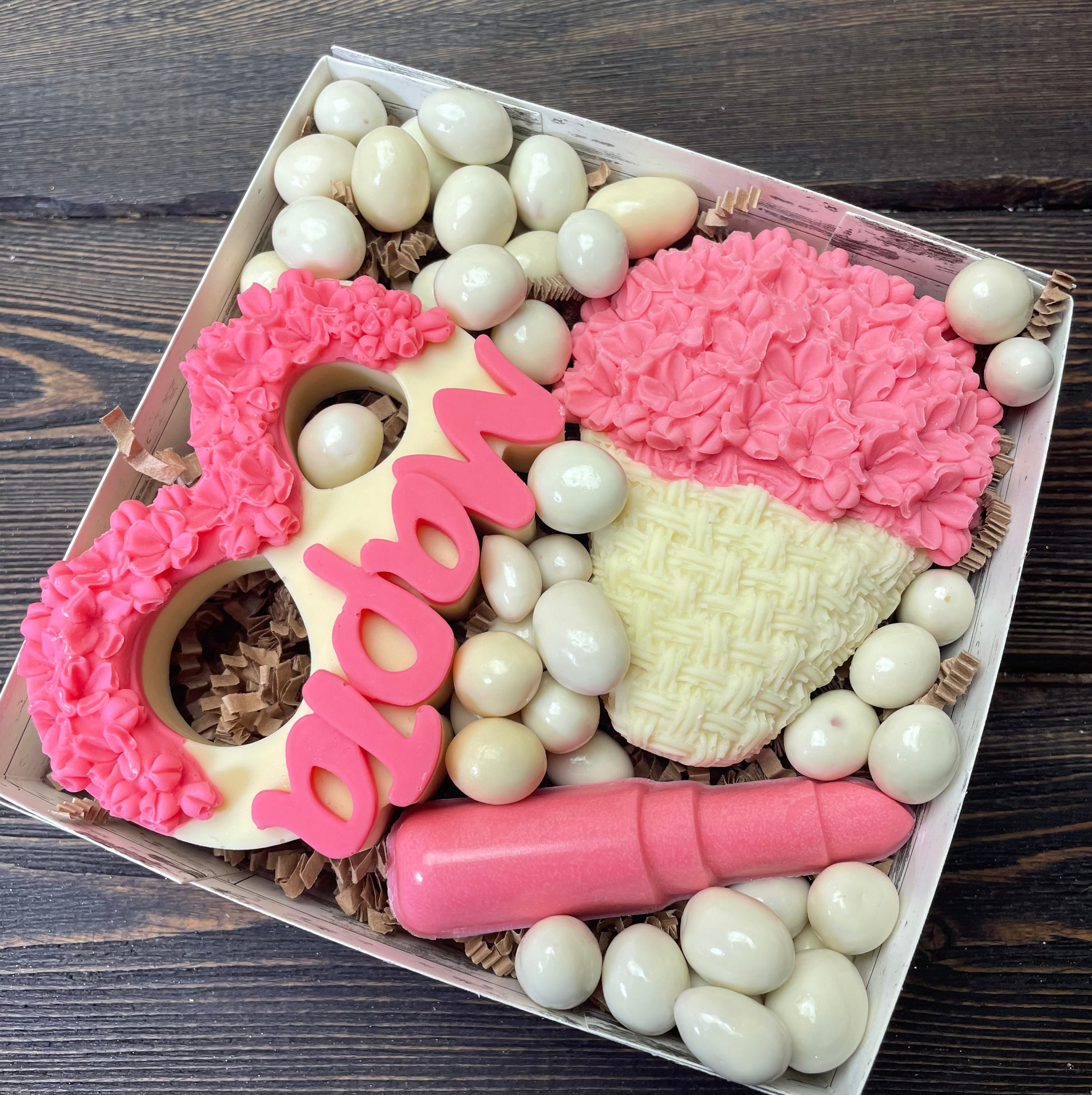 Фантазийный шоколад Сургут. Клубника в шоколаде в Сургуте