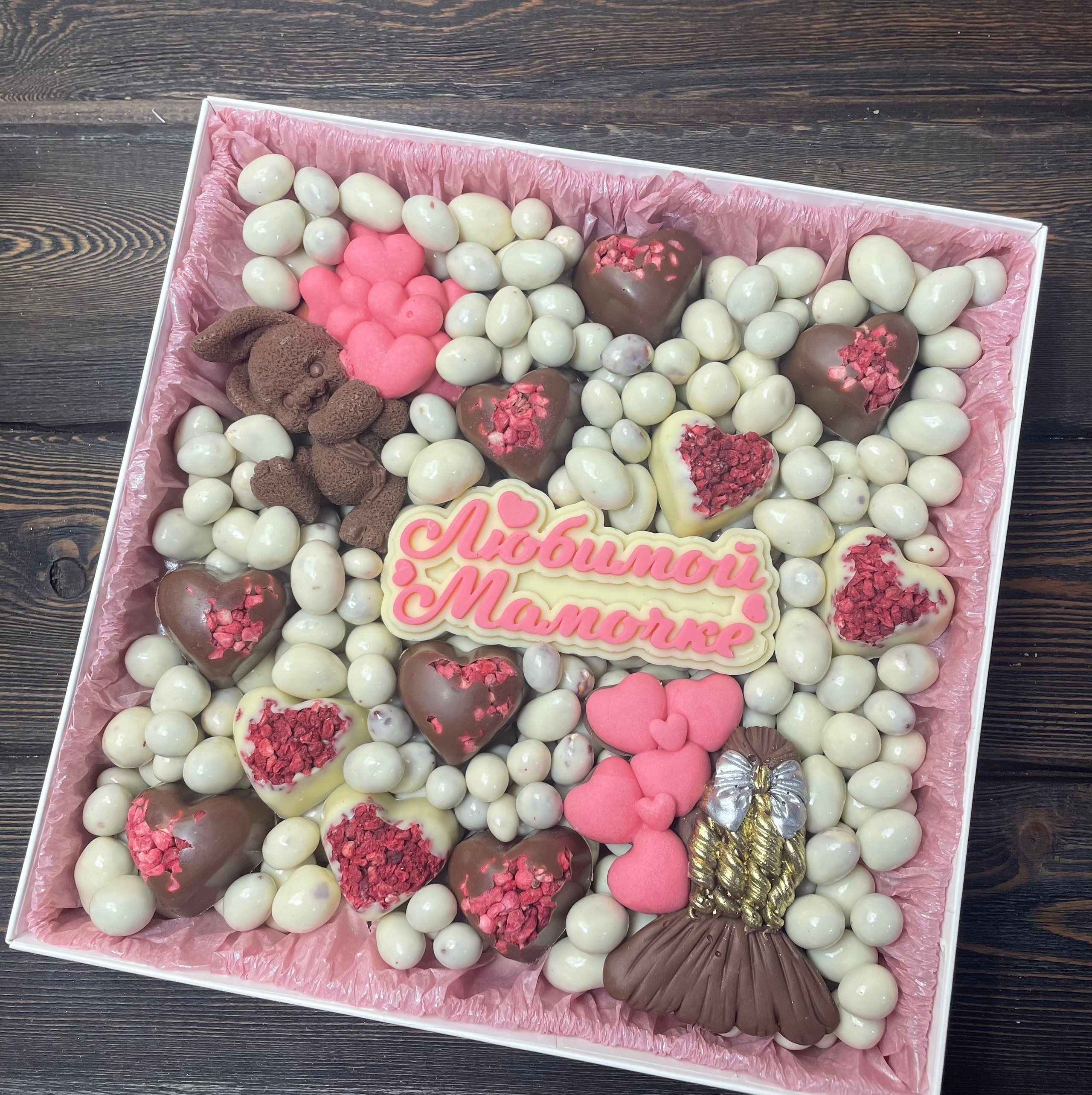 Корпусные конфеты. Клубника в шоколаде в Сургуте