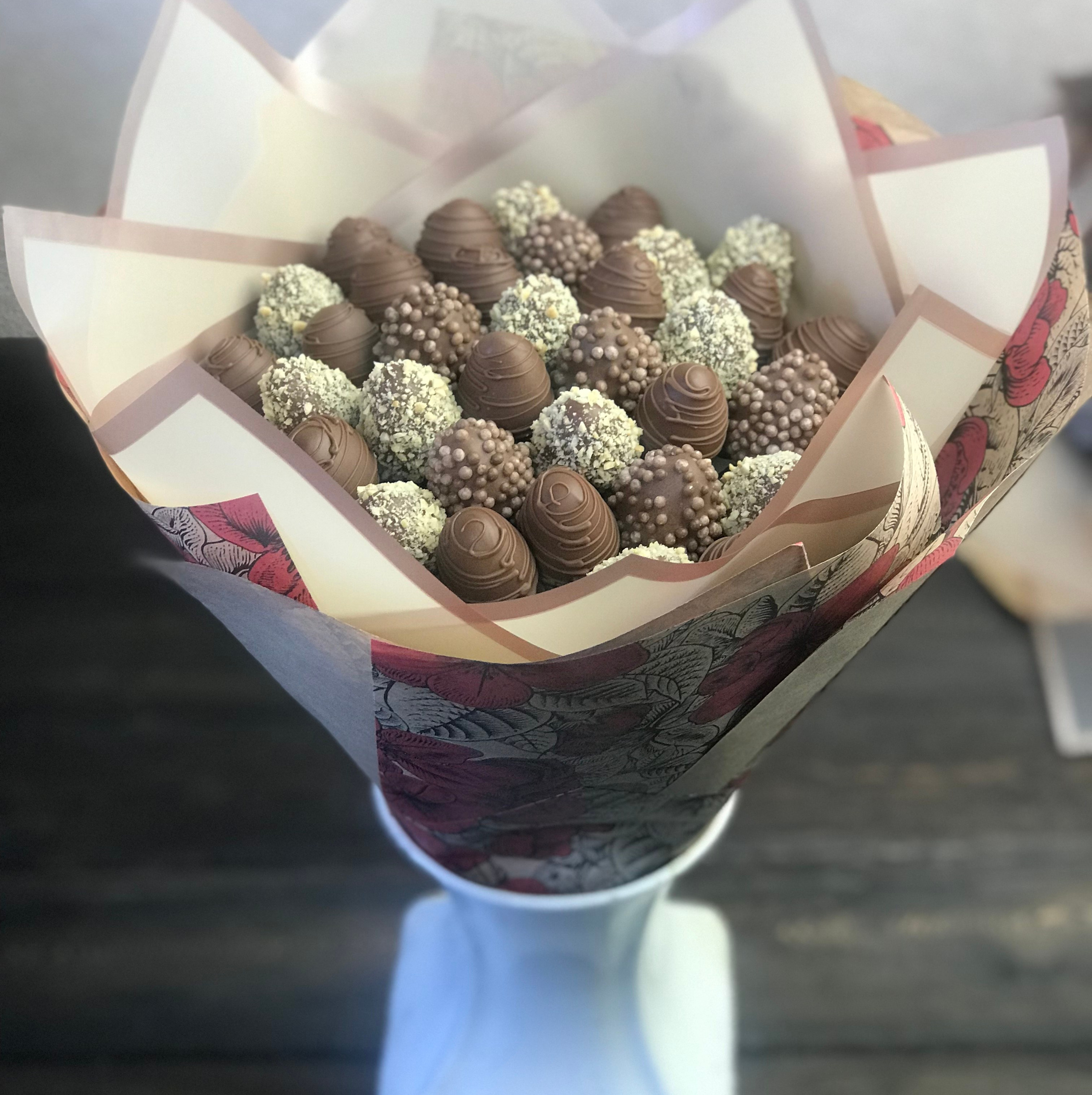 Букеты из клубники Сургут. Клубника в шоколаде в Сургуте