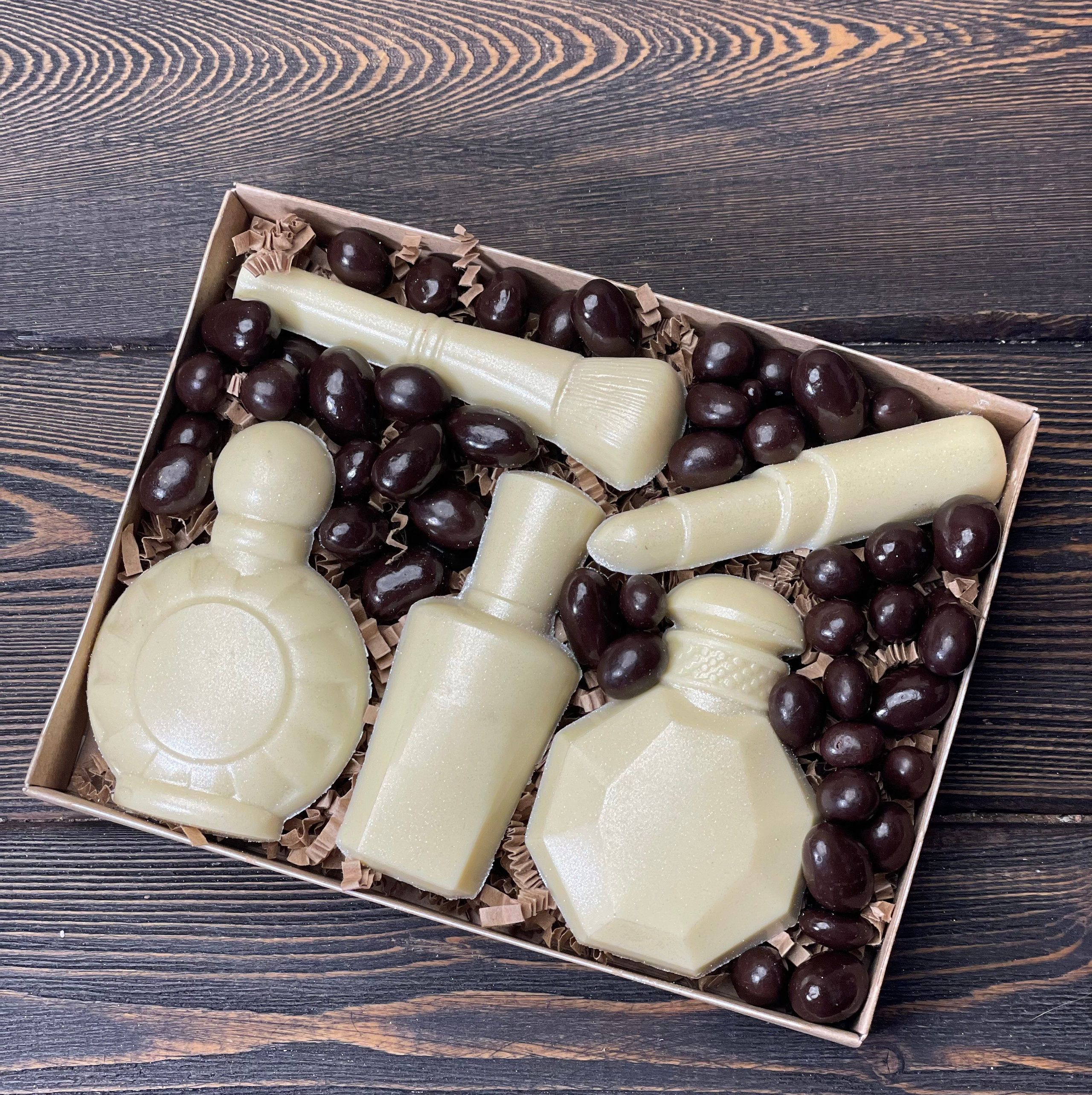 Фантазийный шоколад Сургут. Клубника в шоколаде в Сургуте