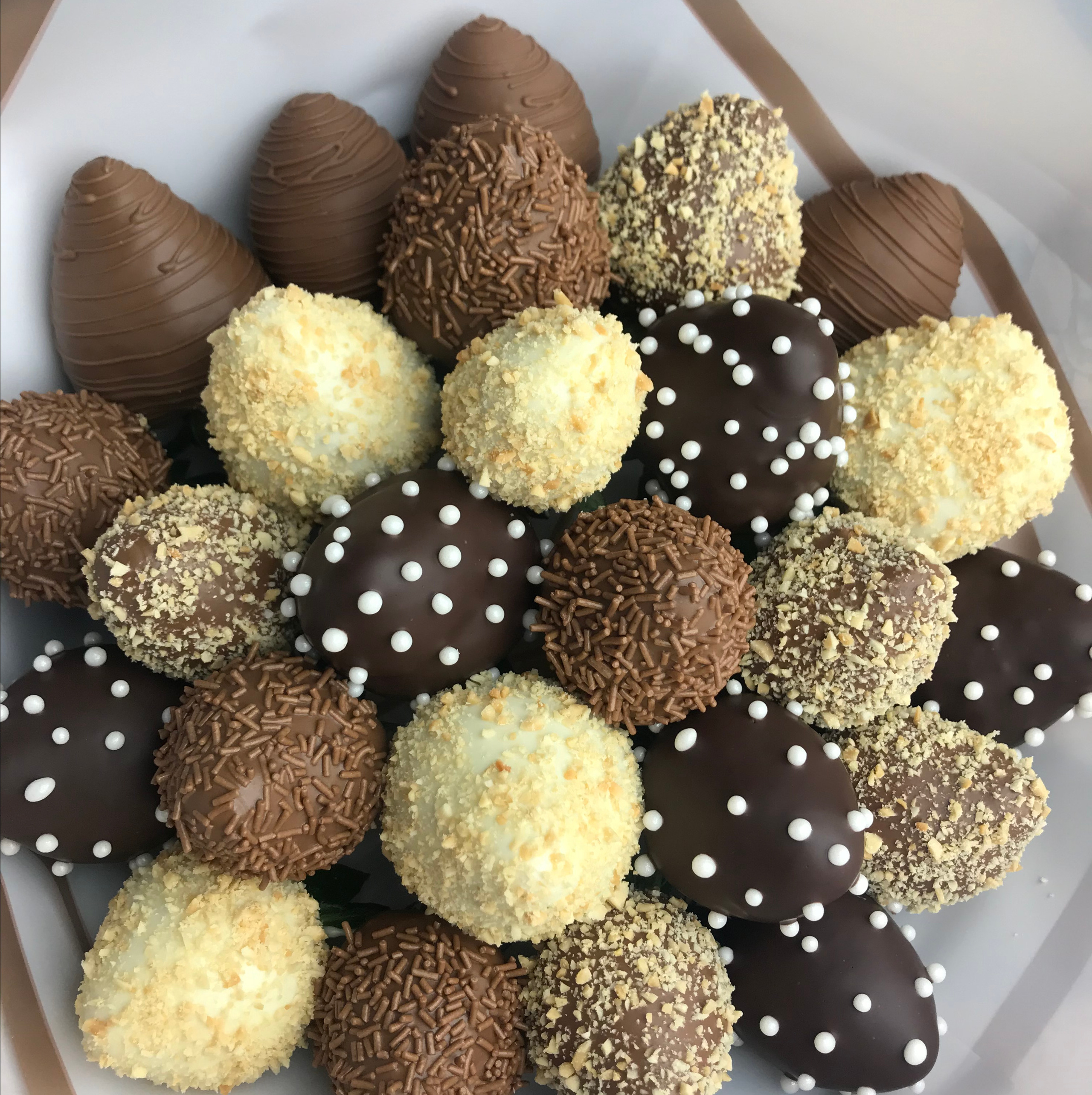 Букеты из клубники Сургут. Клубника в шоколаде в Сургуте