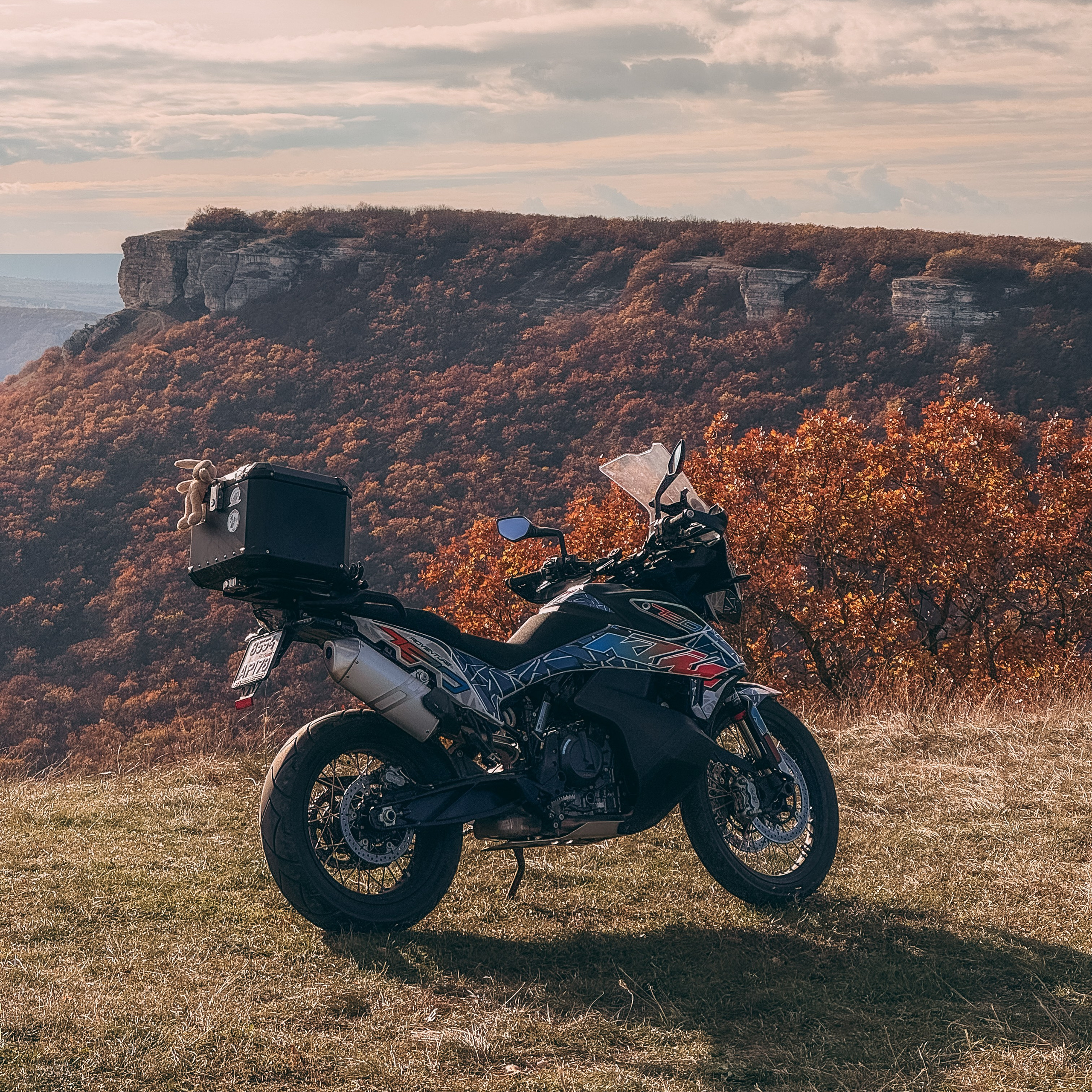 Туристическое эндуро. Занятия по безопасному управлению мотоциклом Владимир Оллилайнен