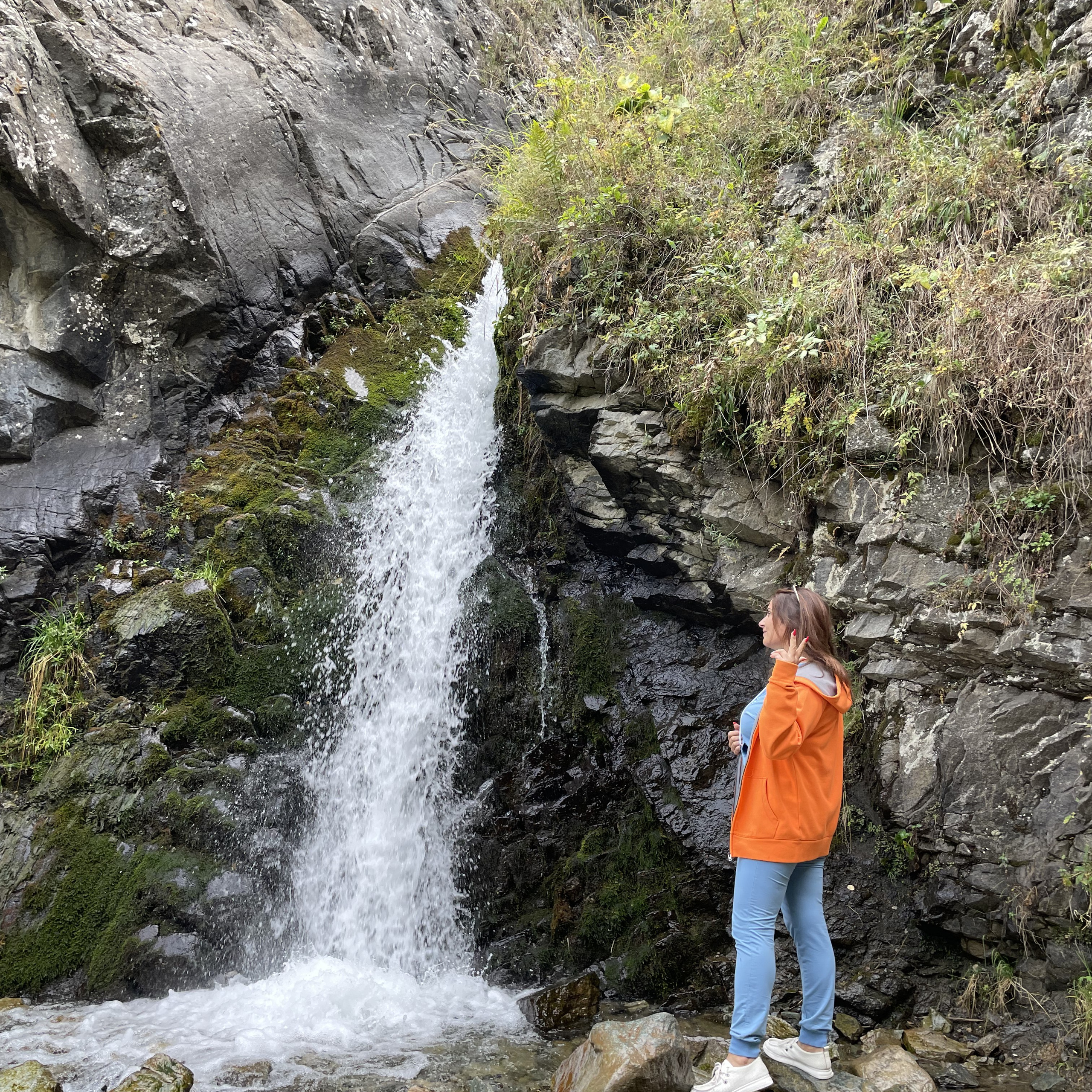 Водопад Аюсай рядом с Алматы, Казахстан. Где находится, как доехать, фото и видео зимой и летом