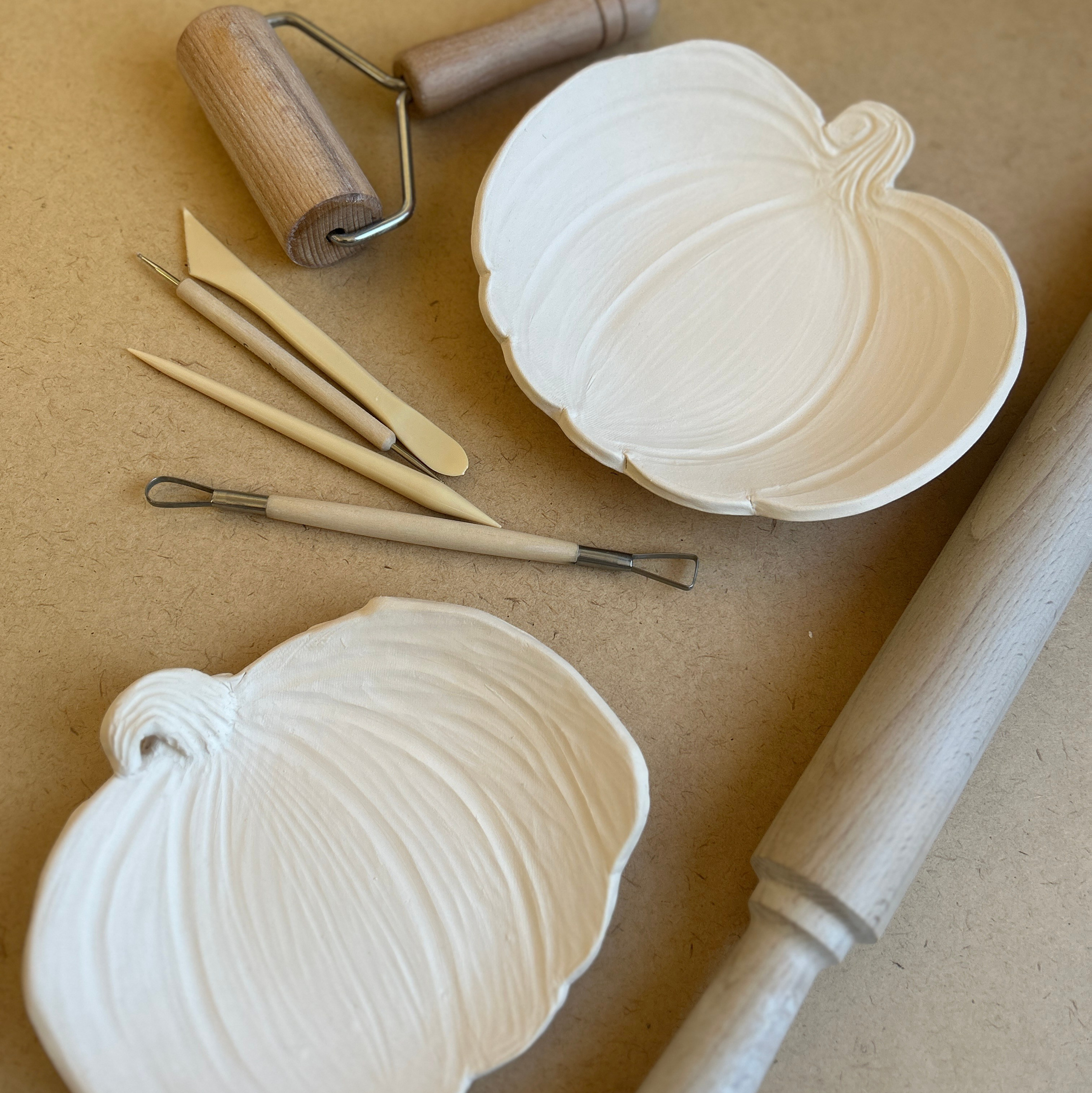 Обучение. Тихонова Анна —художник-график, художник-монументалист, живописец, педагог