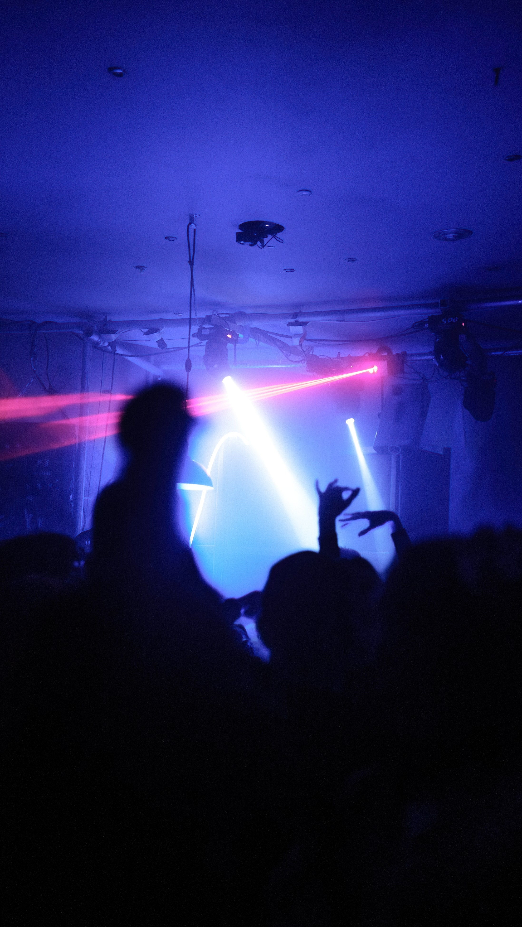 Контакты. Вечеринки и мероприятия Магадан