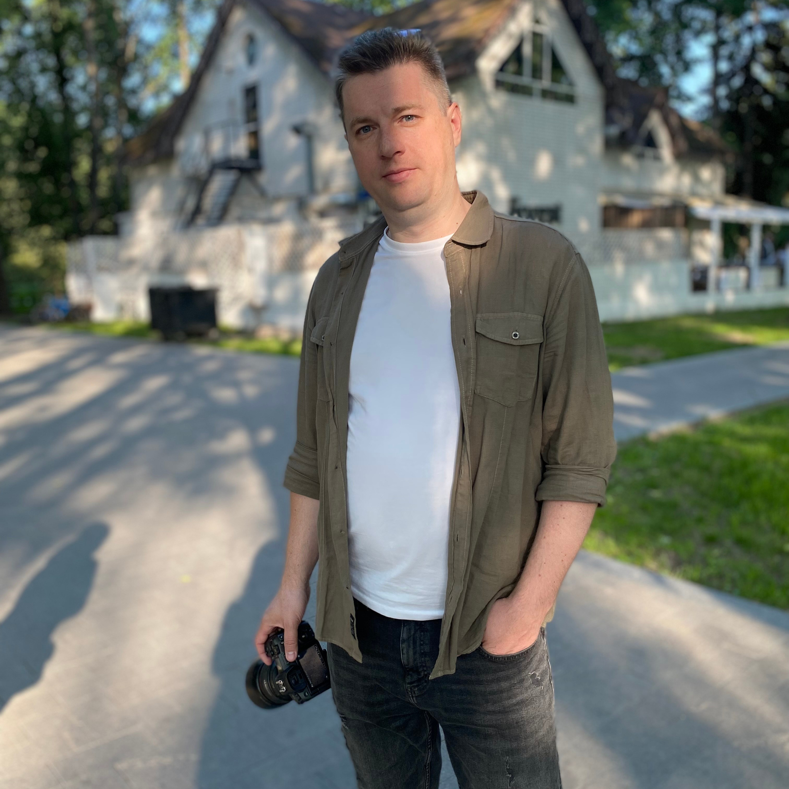 Контакты. Съемка в студии под ваш запрос, студийные съемки, фотографии архитектурных объектов — Александр Евстигнеев — фотограф Москва