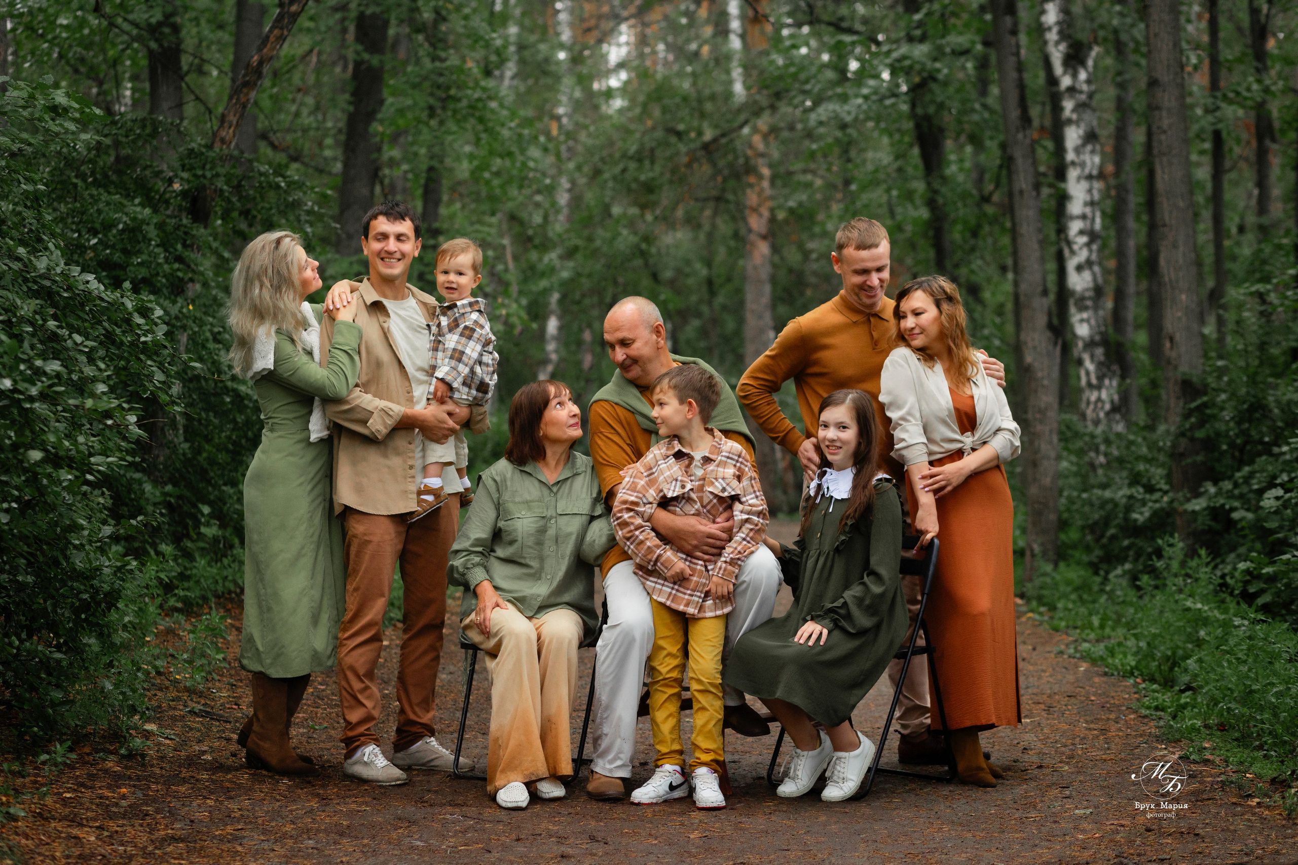 Поколения. Съемка большой семьи. Художественный фотограф в Екатеринбурге Брук Мария