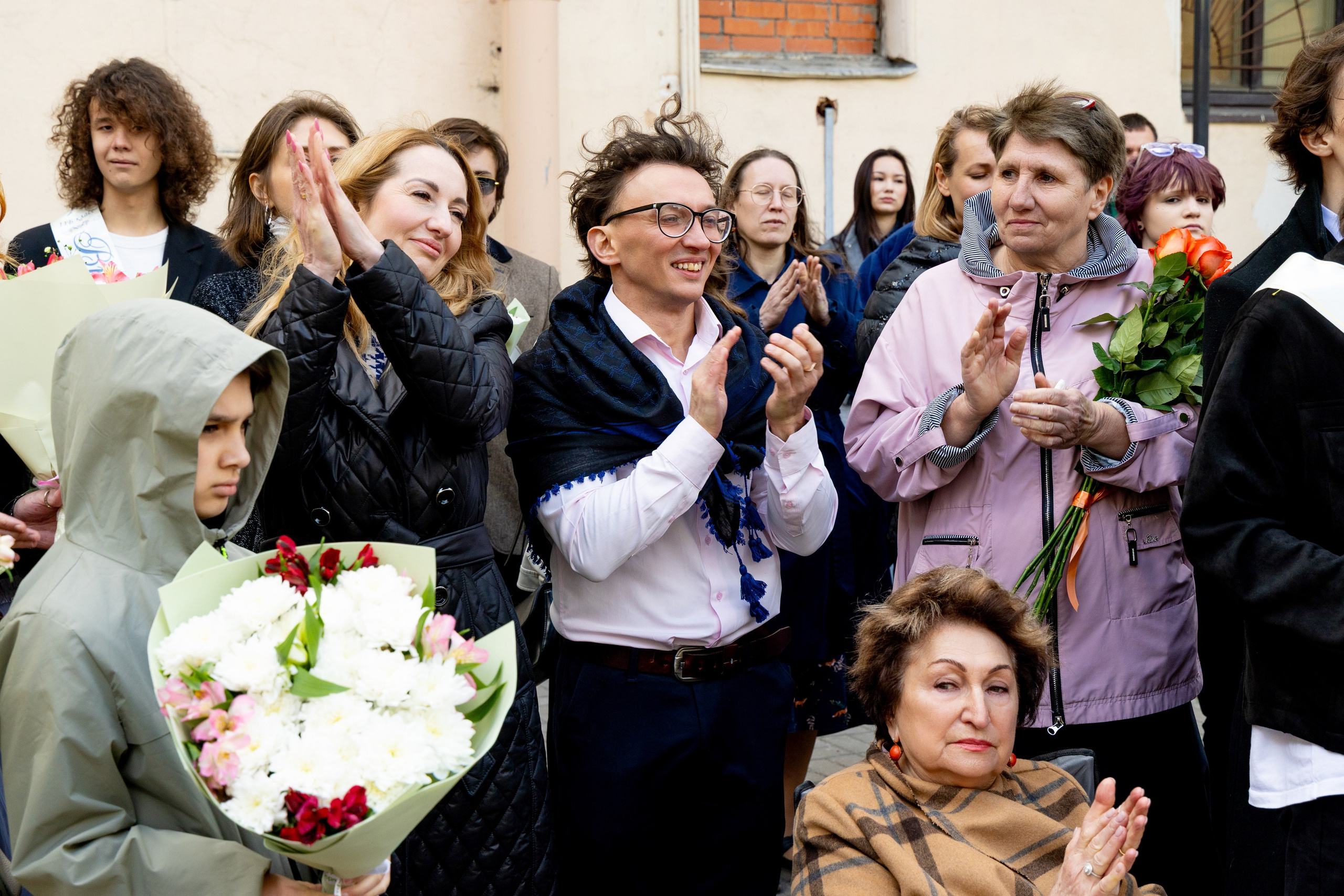 Последний звонок в школе № 27 имени И. А. Бунина: взгляд фотографа и мамы. Anna Gidros — профессиональный фотограф