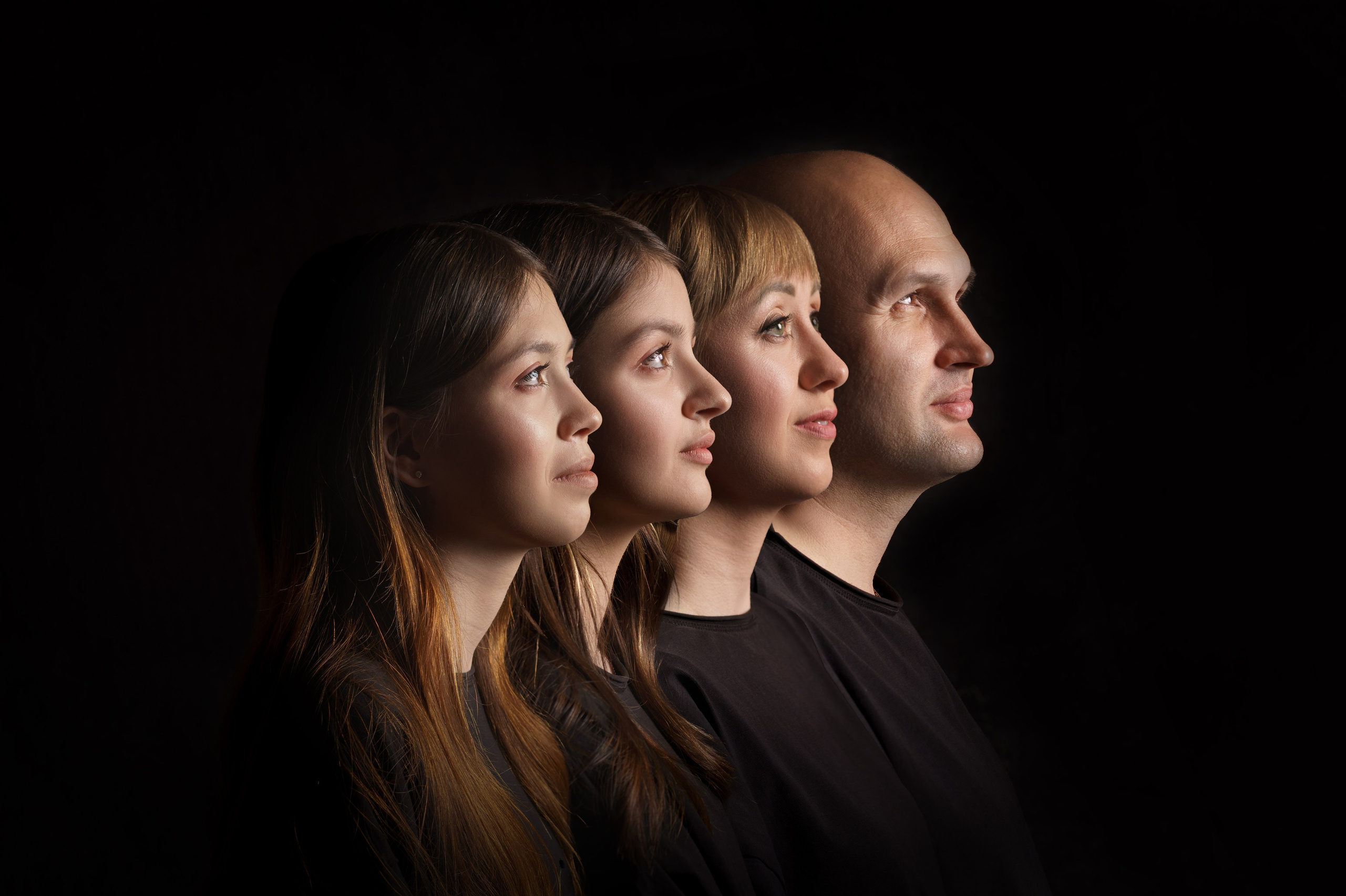 ПОРТРЕТ ПОКОЛЕНИЙ. Фотограф новорожденных беременных в Тюмени Ткачук Татьяна