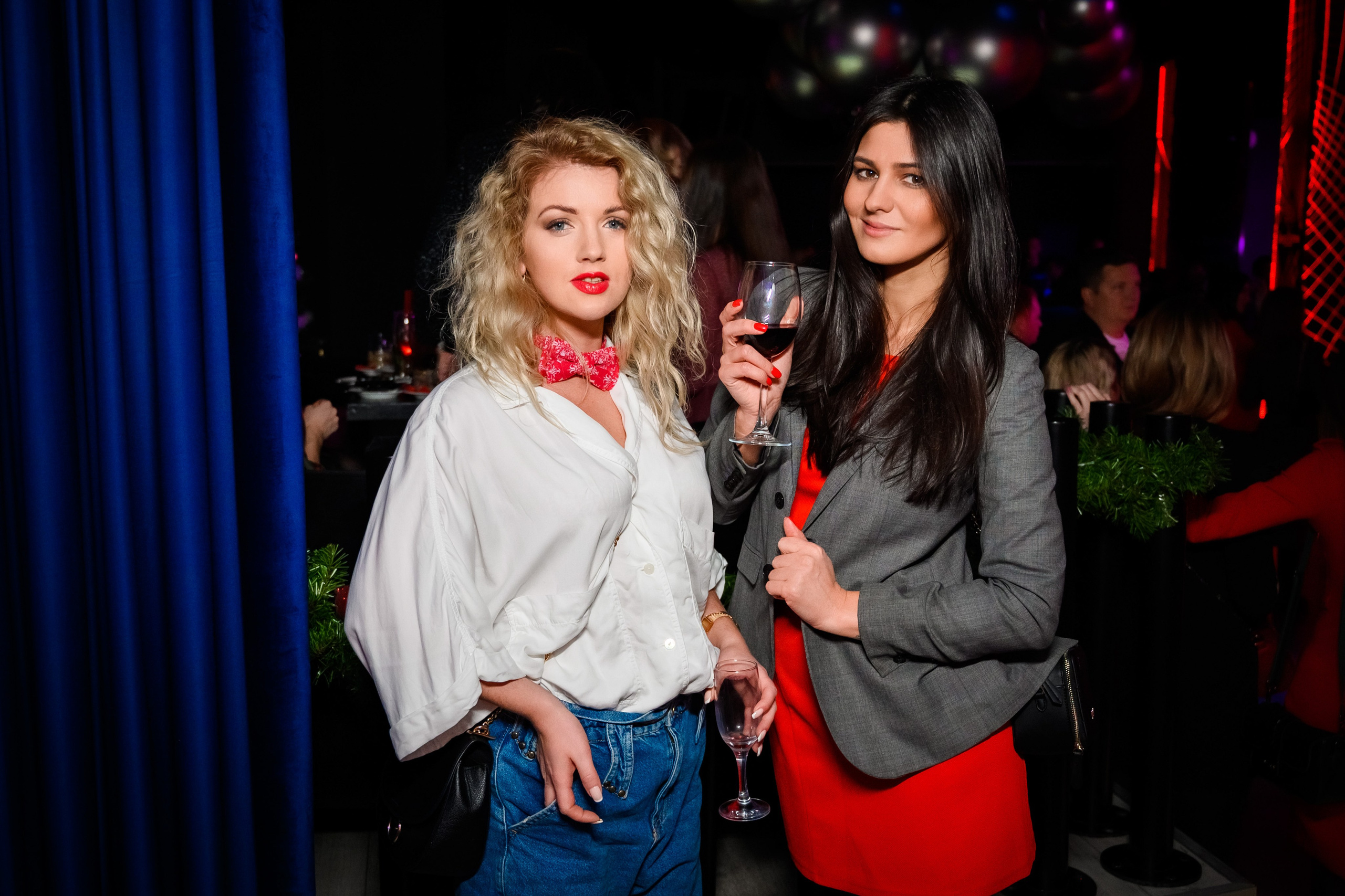 Услуги и цены фотографа в СПб. Стоимость фотосъёмки в Санкт-Петербурге. Фотограф на свадьбу, корпоратив, юбилей, мероприятие, в загс цена. Фотограф Алексей Лукин. Свадьба, мероприятие, корпоратив, юбилей, фотосессия, портрет. Фотосъёмка в Санкт-Петербурге. Ретушь фотографий