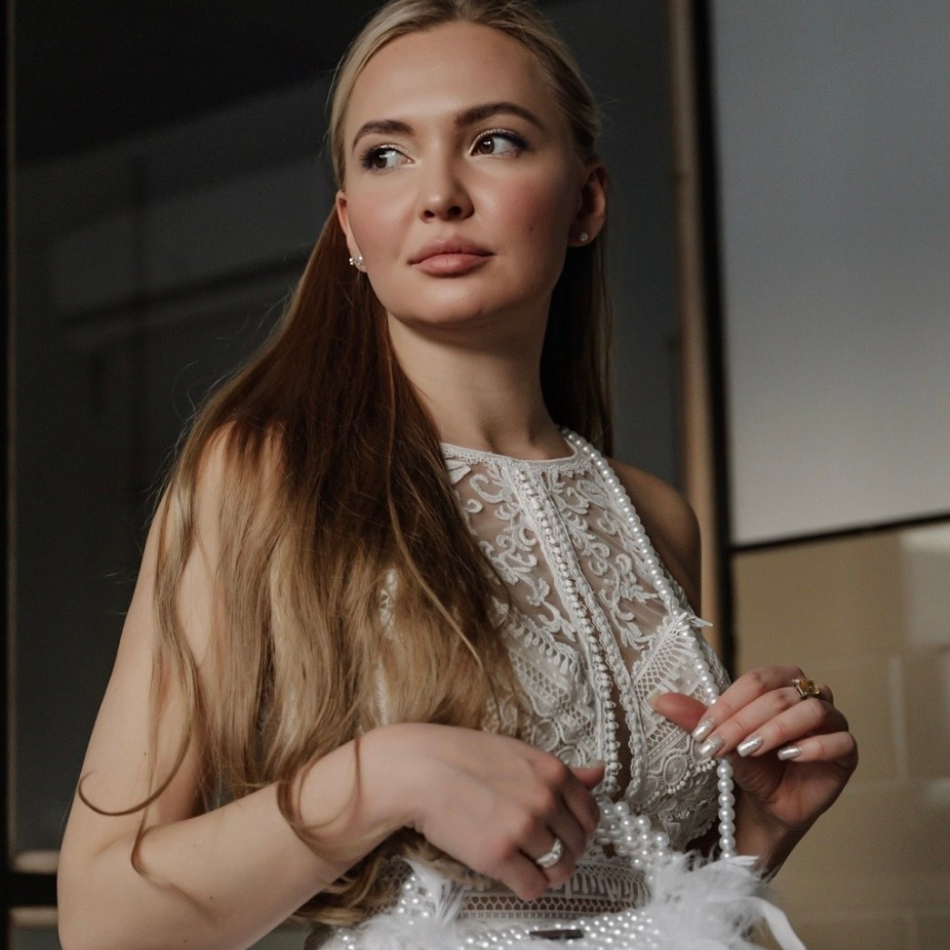 LUNAPRO Дом стильных, сборных и индивидуальных съемок для брендов