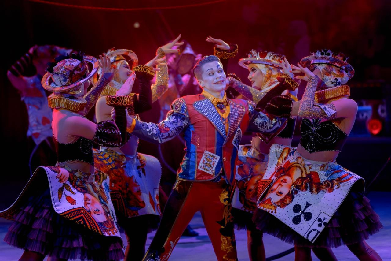 Гастроли шоу Гии Эрадзе «Песчаная сказка» в Пермском цирке. Журнал о самом особенном. Пермь и Пермский край