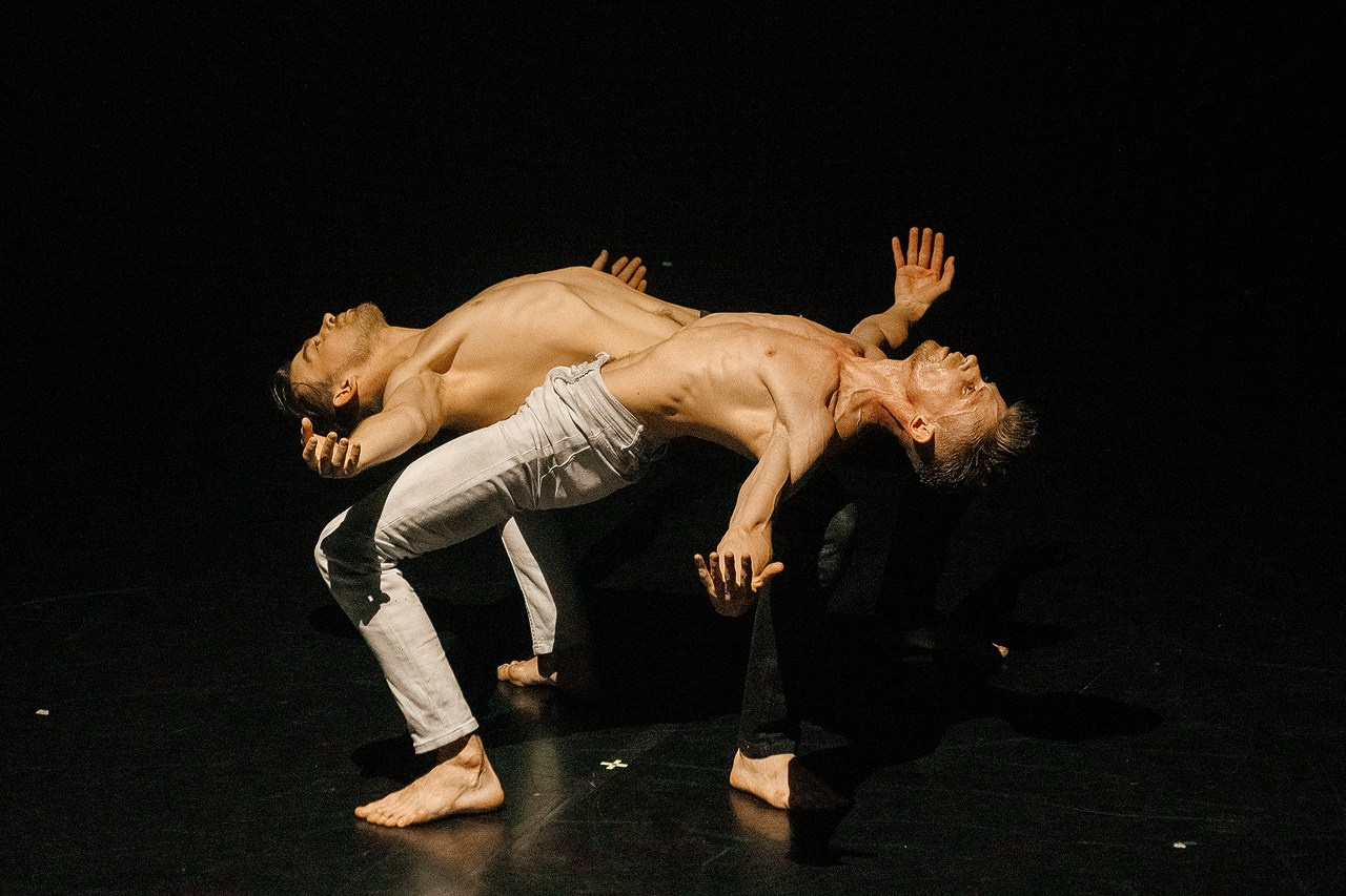 Танец с волками. Журнал о самом особенном. Пермь и Пермский край