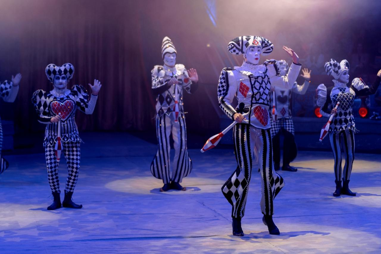 Гастроли шоу Гии Эрадзе «Песчаная сказка» в Пермском цирке. Журнал о самом особенном. Пермь и Пермский край