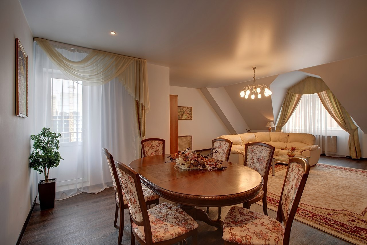 Свадебное утро | Отели и апартаменты для свадебной фотосессии в Воронеже. Фотограф Дубровская Виктория