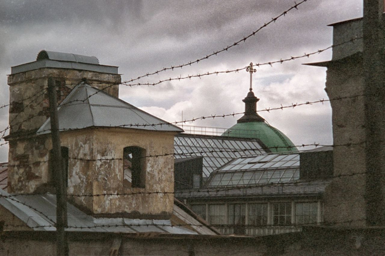 На крыше возле Невского. Фотограф Александр Петросян