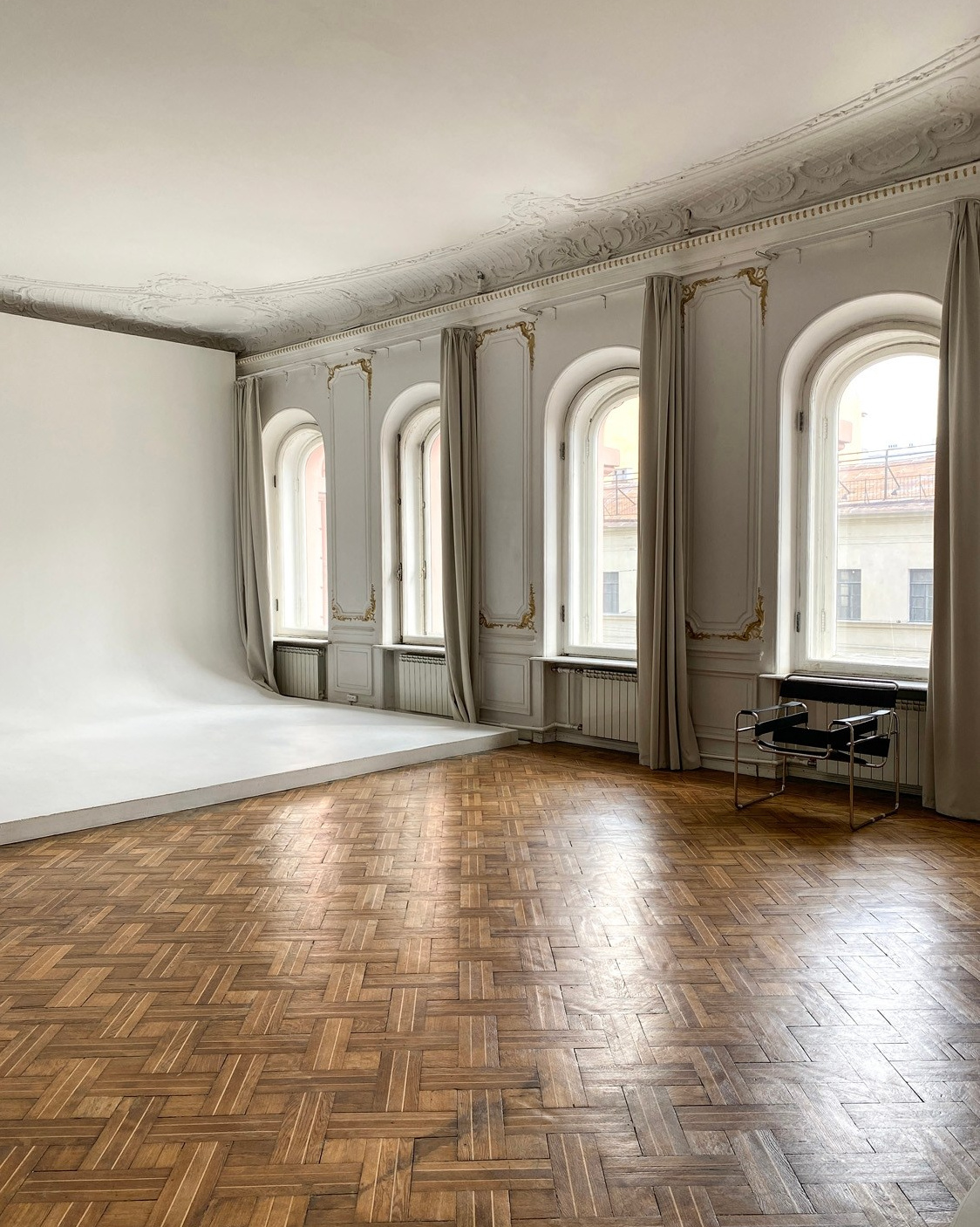 Лучшие фотостудии Санкт-Петербурга для новогодней фотосессии: подборка для разных стилей съёмки. Фотограф для брендов в Санкт-Петербурге — Анастасия Галина