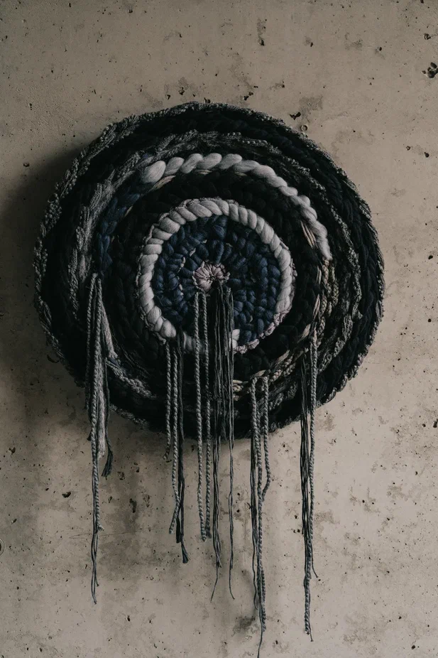 Аренда. Авторское творчество: создание светильников, панно, гобеленов ручной работы