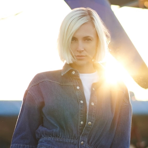 Контакты. Фотограф Александра