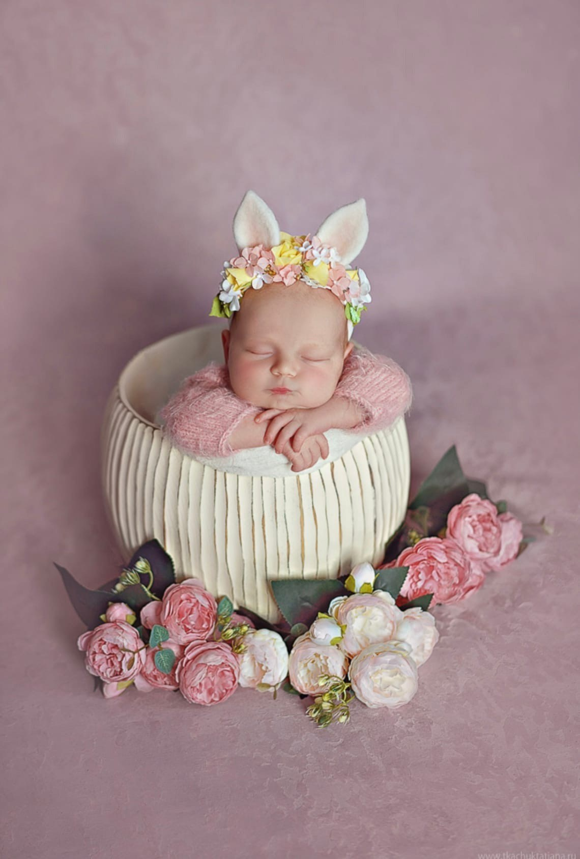 Новорожденные. Классика. Фотограф новорожденных беременных в Тюмени Ткачук Татьяна