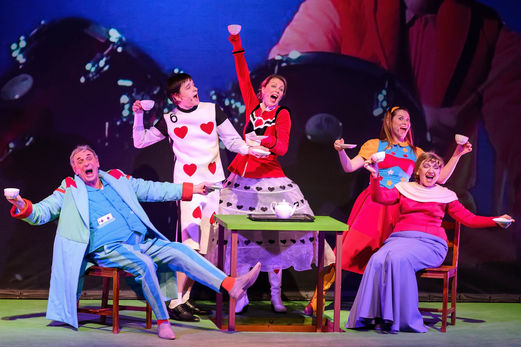 Пермский ТЮЗ возвращается на родную сцену. Журнал о самом особенном. Пермь и Пермский край