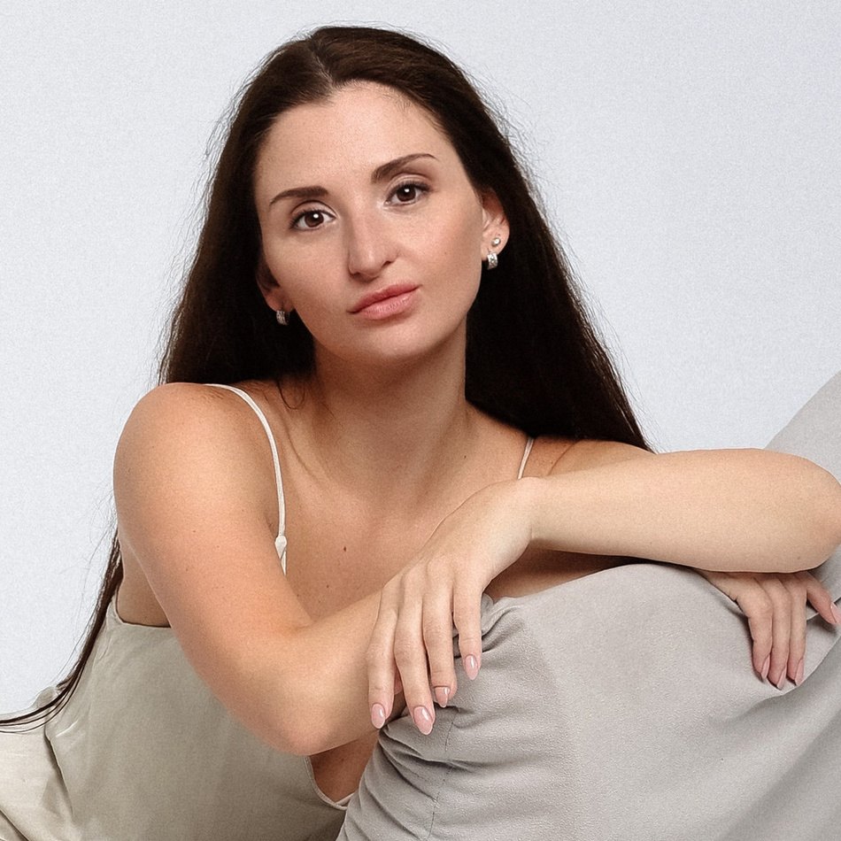 Контакты. Студийный фотограф в Москве Мария Мур